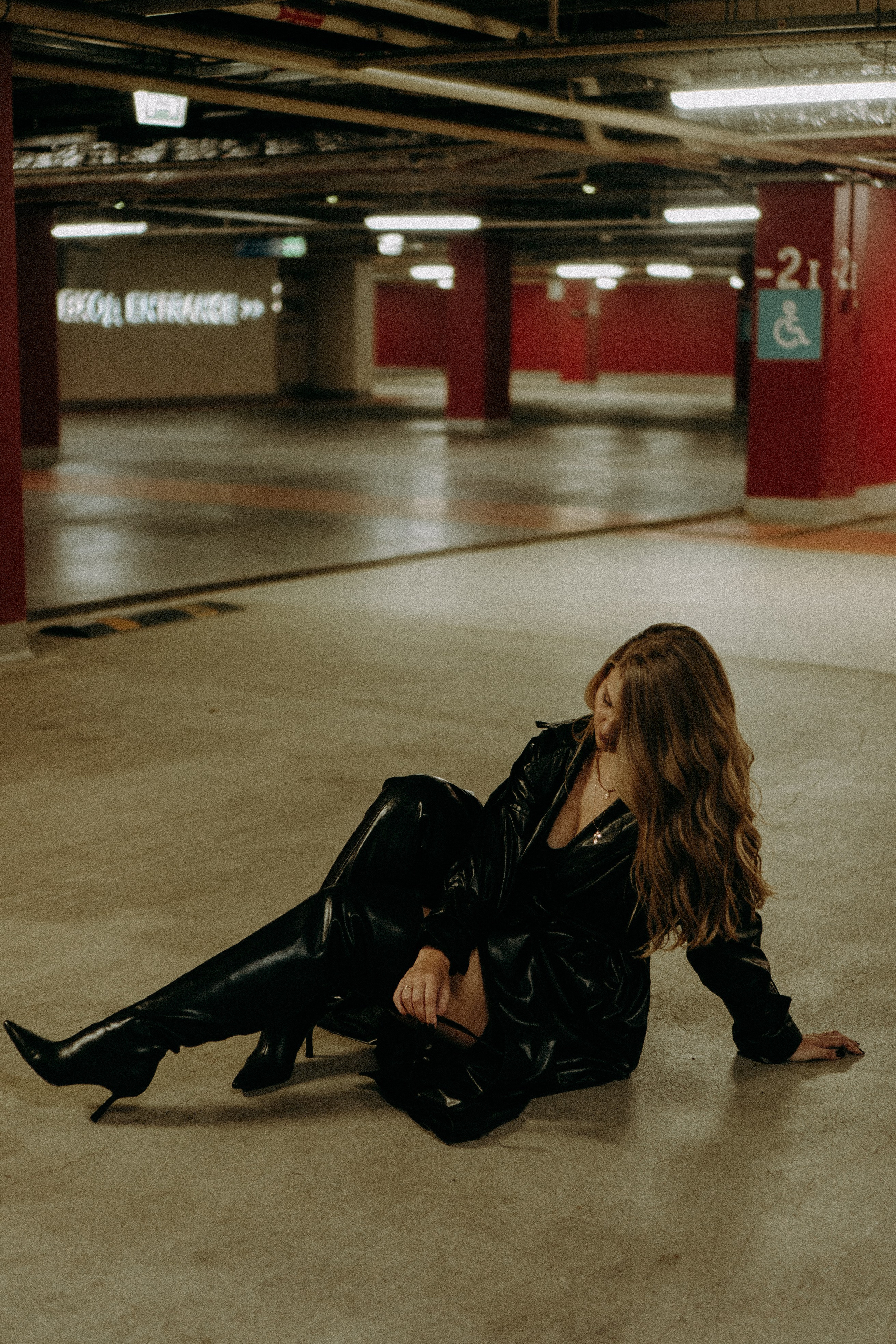 НА ПАРКОВКЕ. Профессиональный фотограф, Санкт-Петербург — Виктория Богомолова