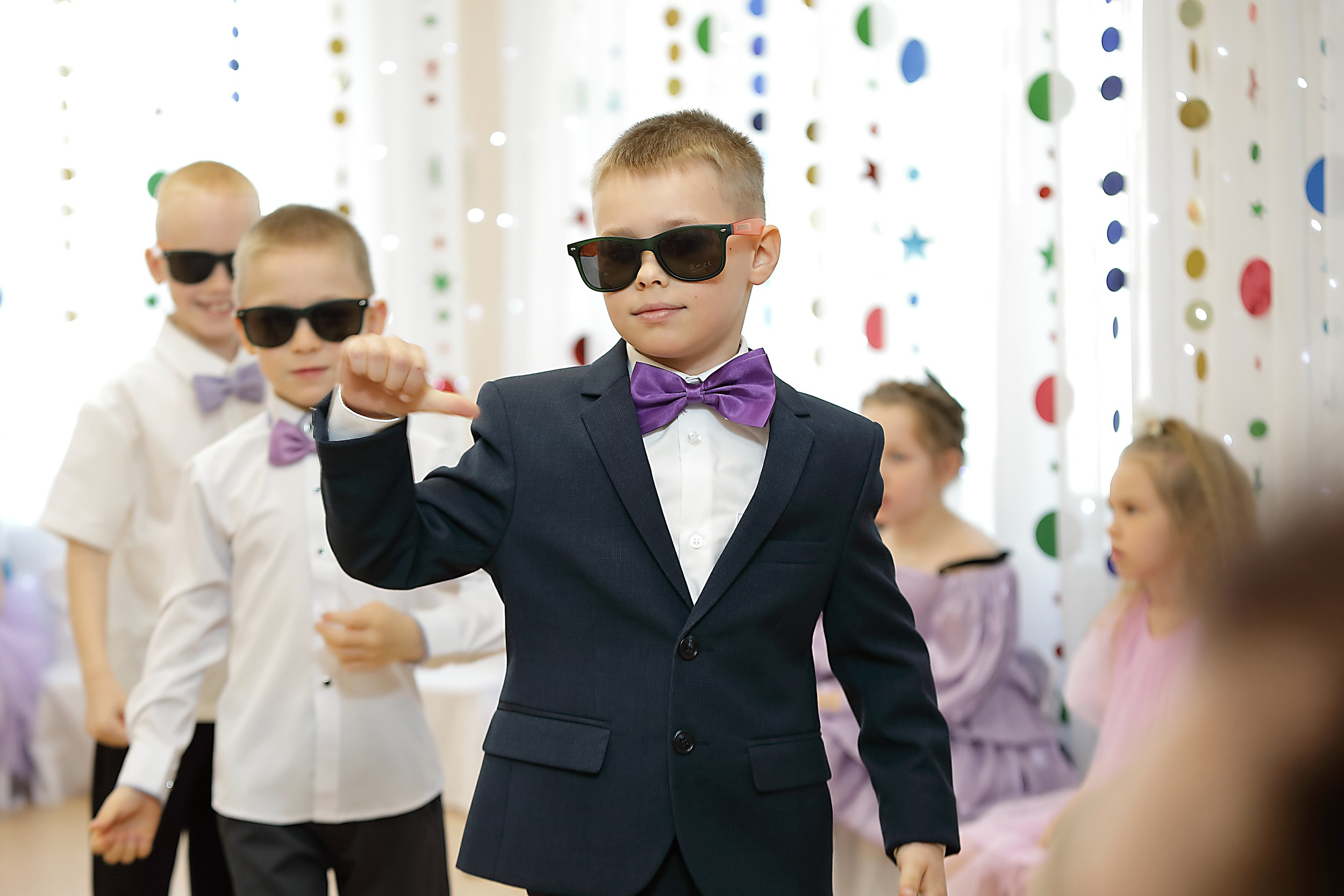 Фотосессия выпускного в детском саду. Свадебный и семейный фотограф и видеограф в Екатеринбурге Полянские Тимур и Анастасия
