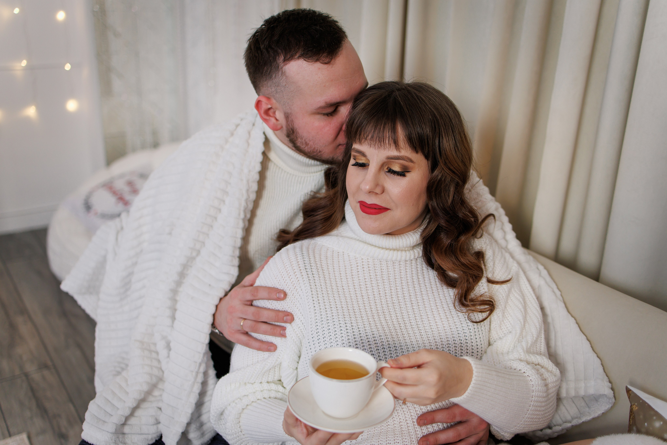 Ваши фотографии. Интерьерная фотостудия Background в Омске