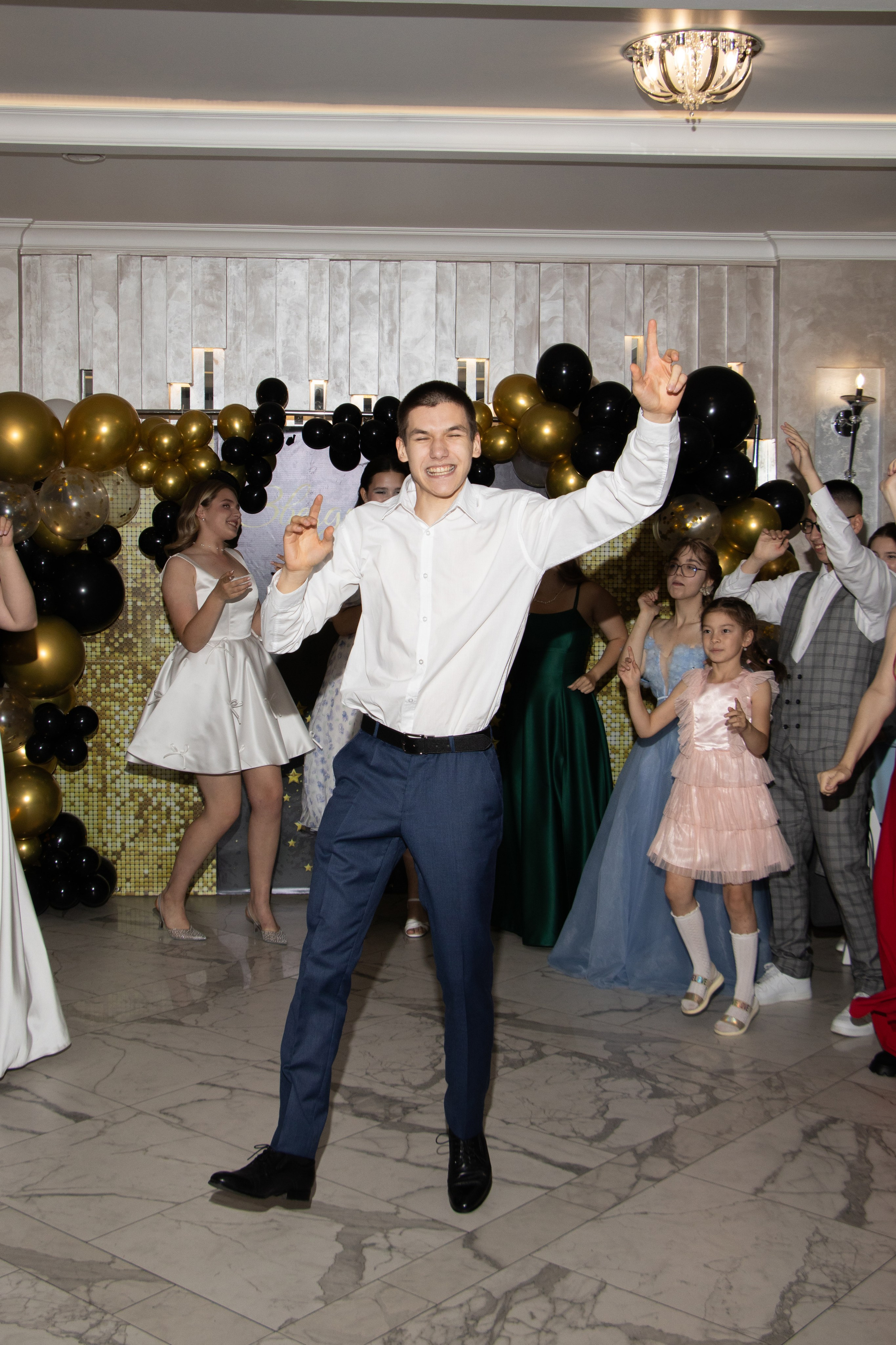 Выпускной 11 класс. Фотограф Лысенко Полина