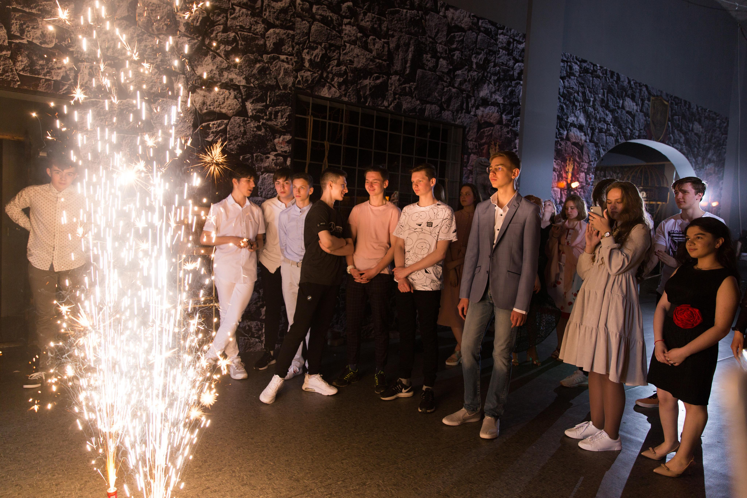 Выпускной 9 класс.Форд Баярд. Фотограф в Санкт-Петербурге Закута Ольга