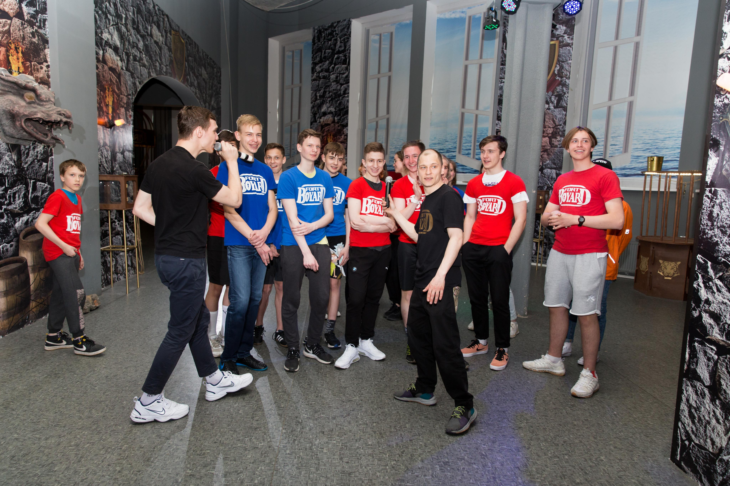 Выпускной 9 класс.Форд Баярд. Фотограф в Санкт-Петербурге Закута Ольга