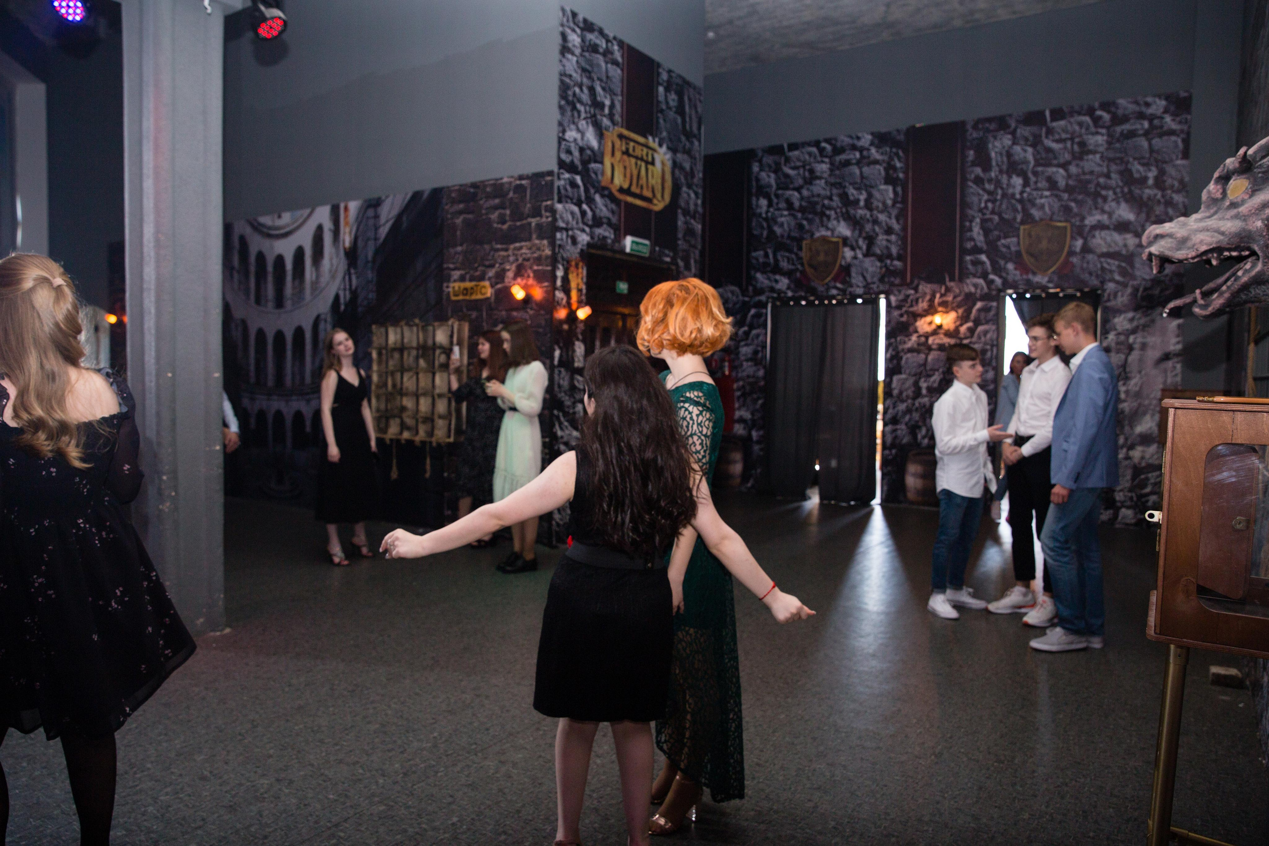 Выпускной 9 класс.Форд Баярд. Фотограф в Санкт-Петербурге Закута Ольга