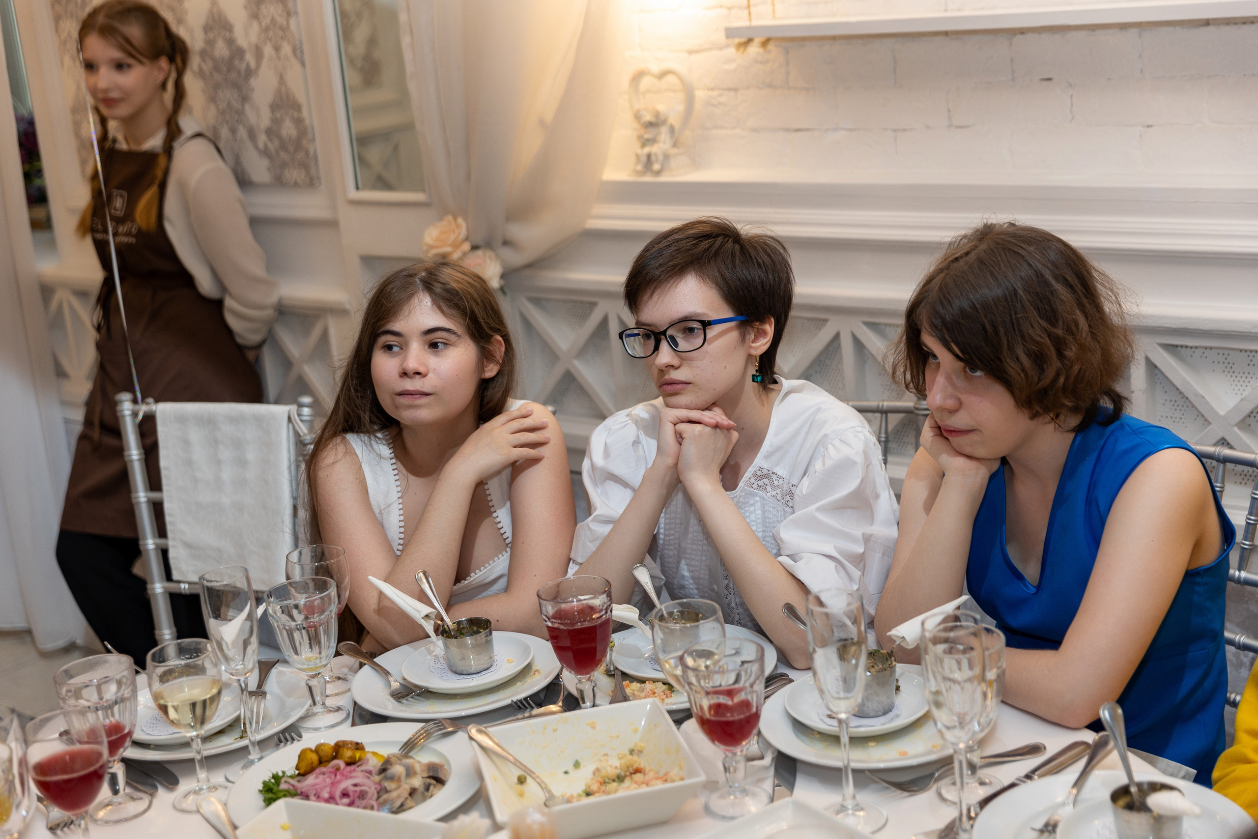 Выпускной 11 класс. Прогулка в Новой Голладии и банкет. Фотограф в Санкт-Петербурге Закута Ольга