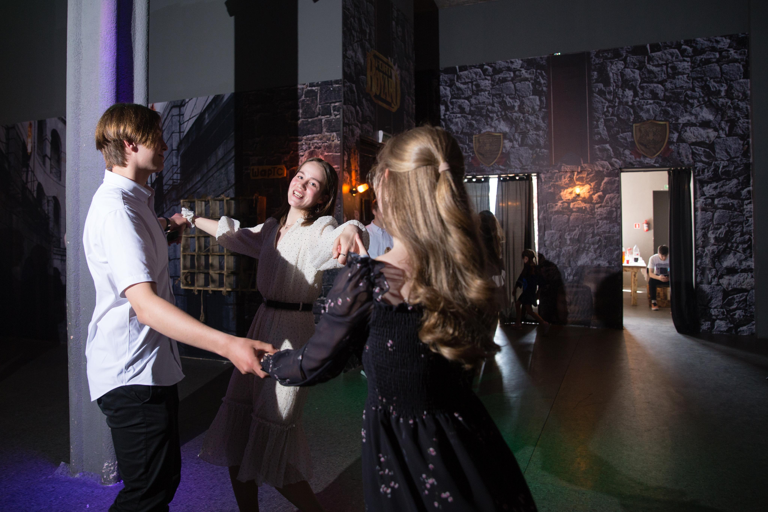 Выпускной 9 класс.Форд Баярд. Фотограф в Санкт-Петербурге Закута Ольга