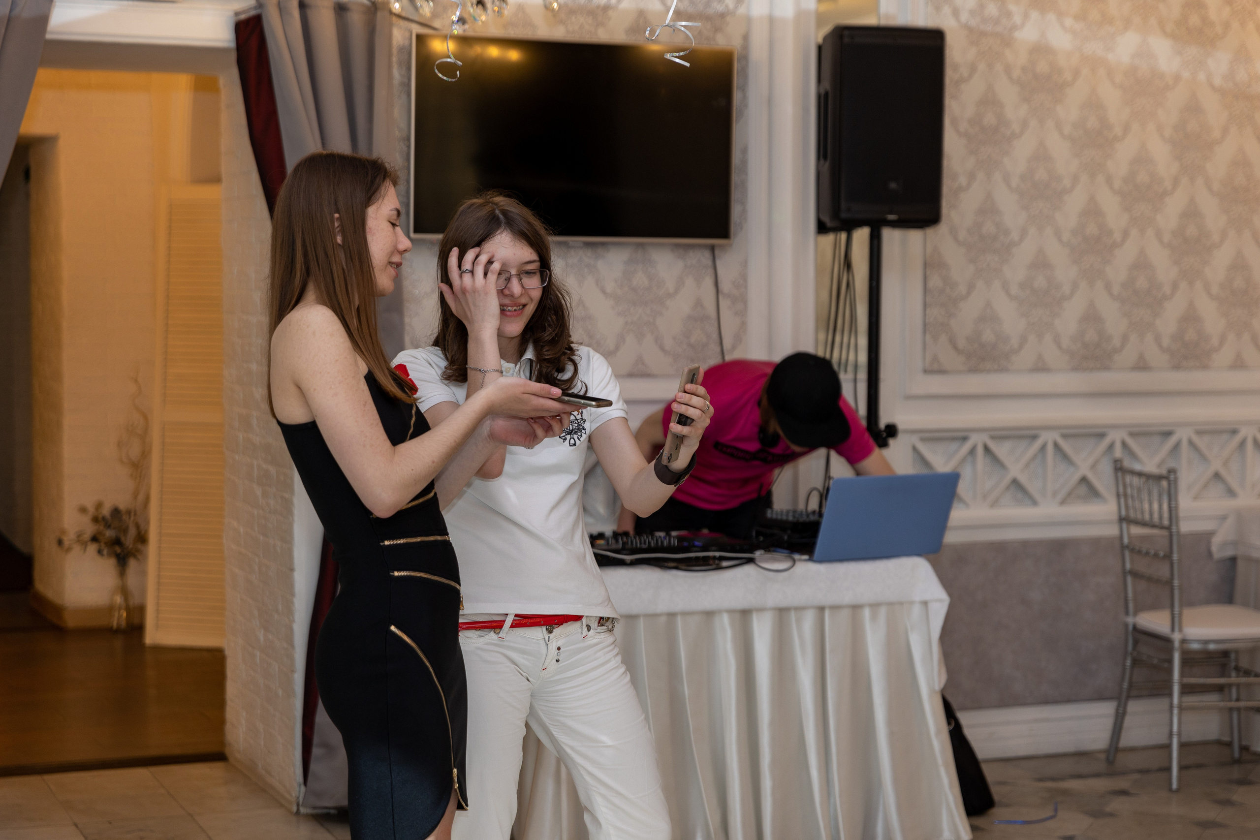 Выпускной 11 класс. Прогулка в Новой Голладии и банкет. Фотограф в Санкт-Петербурге Закута Ольга