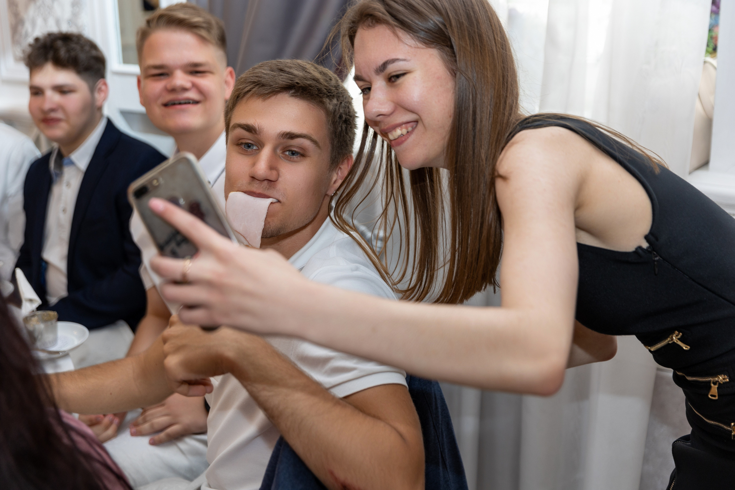 Выпускной 11 класс. Прогулка в Новой Голладии и банкет. Фотограф в Санкт-Петербурге Закута Ольга