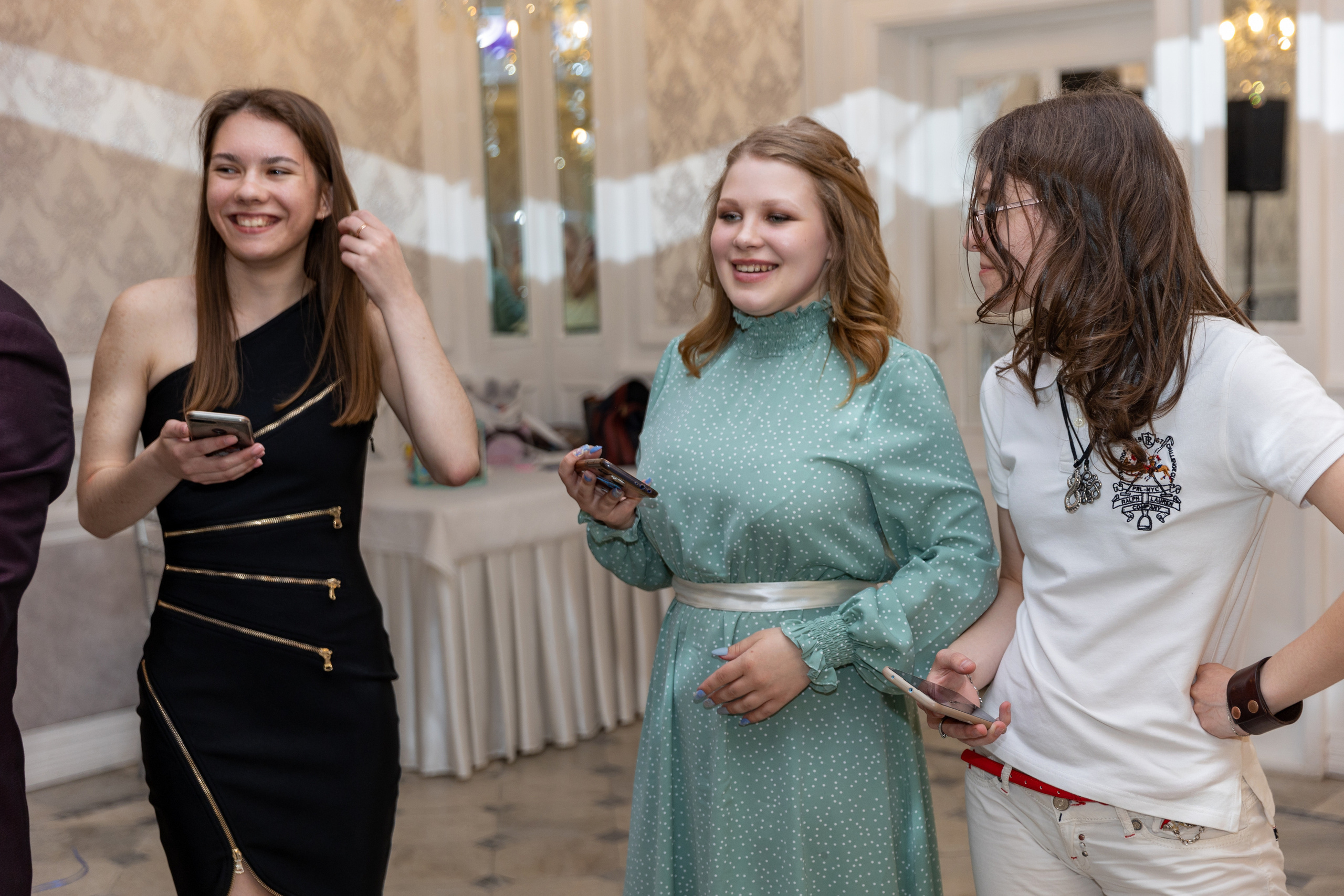 Выпускной 11 класс. Прогулка в Новой Голладии и банкет. Фотограф в Санкт-Петербурге Закута Ольга