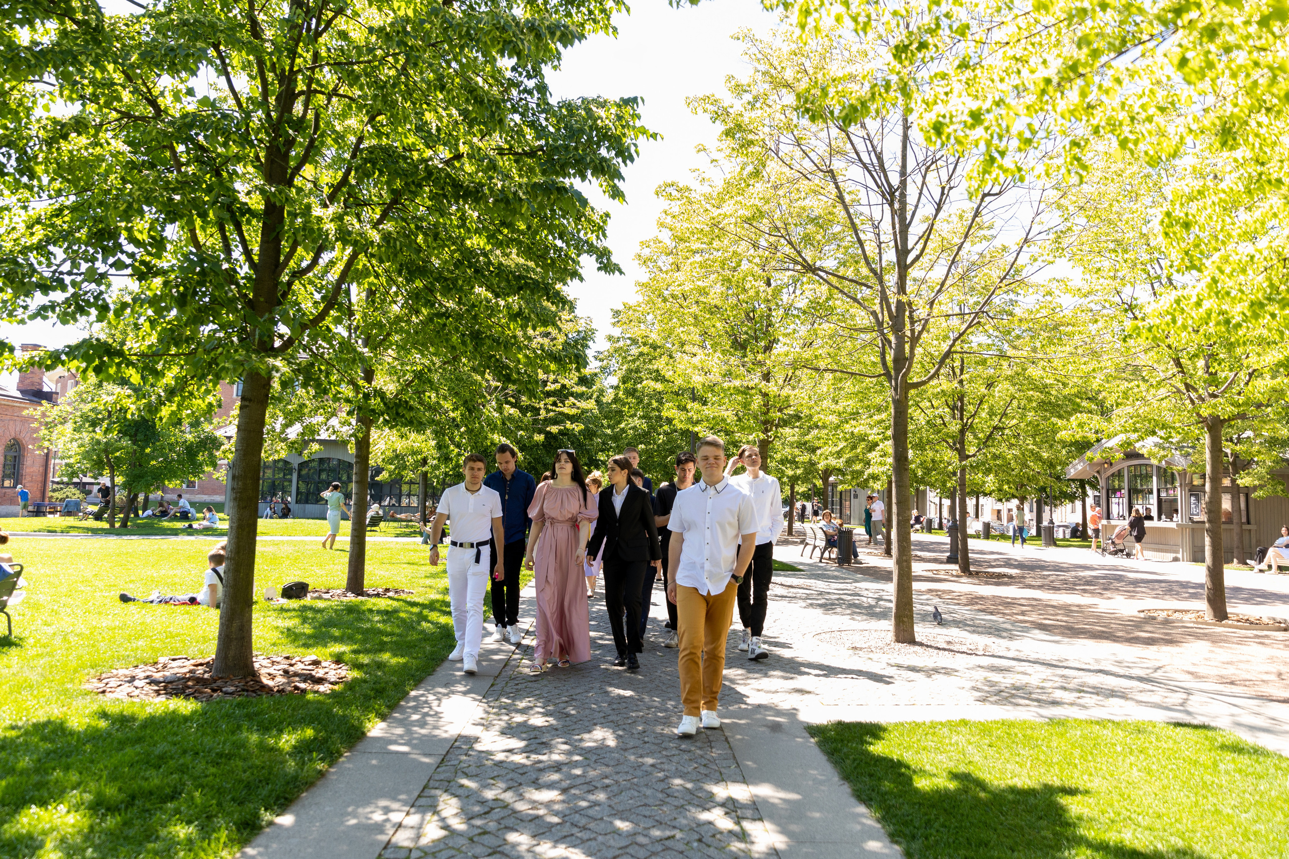 Выпускной 11 класс. Прогулка в Новой Голладии и банкет. Фотограф в Санкт-Петербурге Закута Ольга