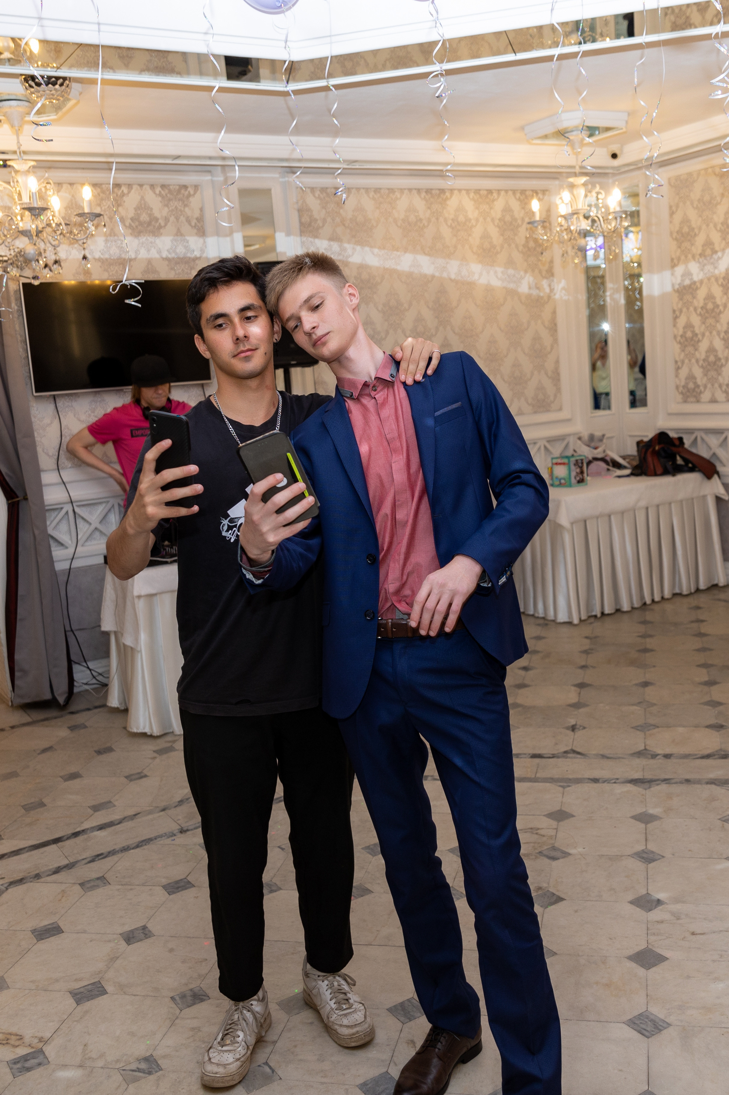 Выпускной 11 класс. Прогулка в Новой Голладии и банкет. Фотограф в Санкт-Петербурге Закута Ольга