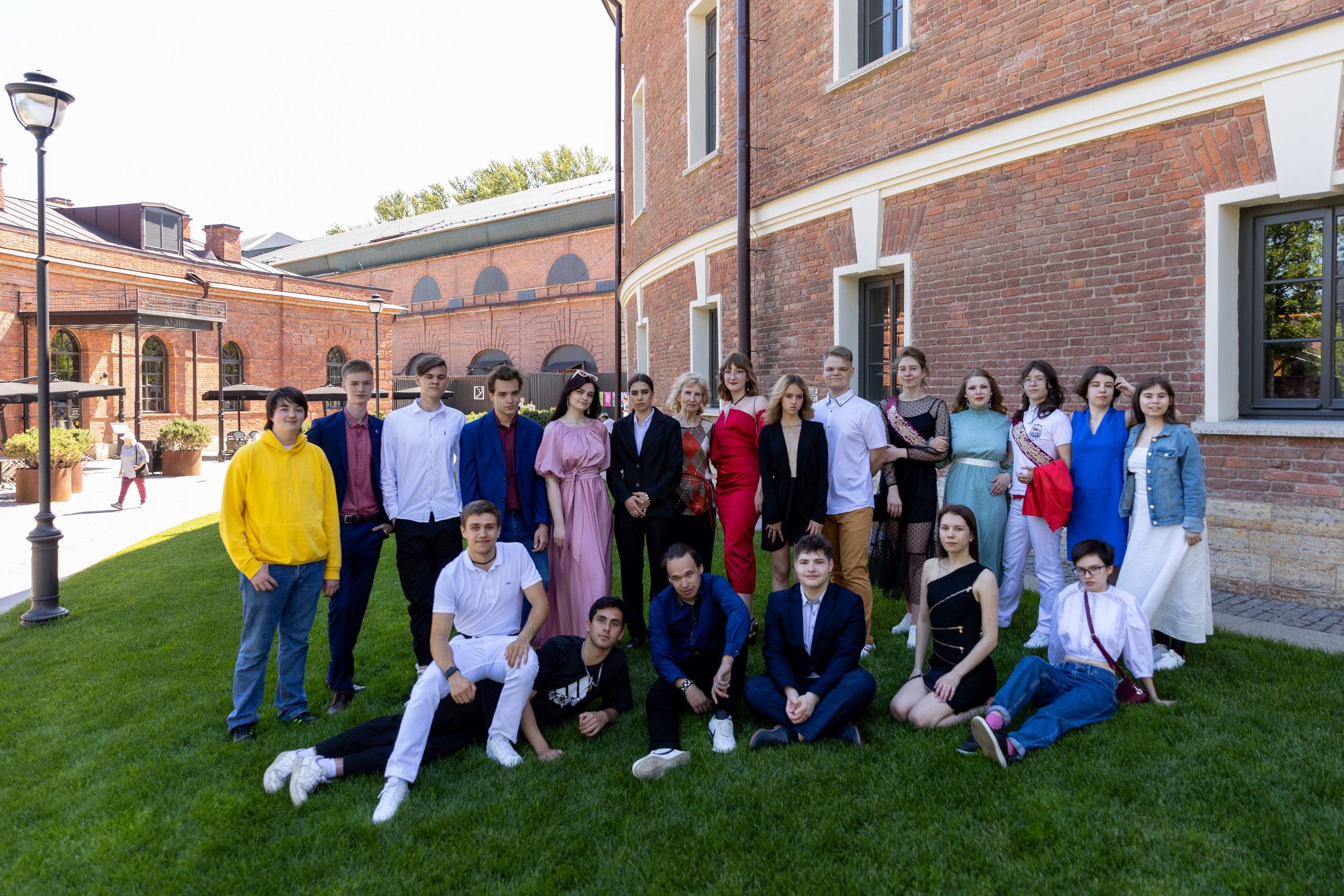 Выпускной 11 класс. Прогулка в Новой Голладии и банкет. Фотограф в Санкт-Петербурге Закута Ольга