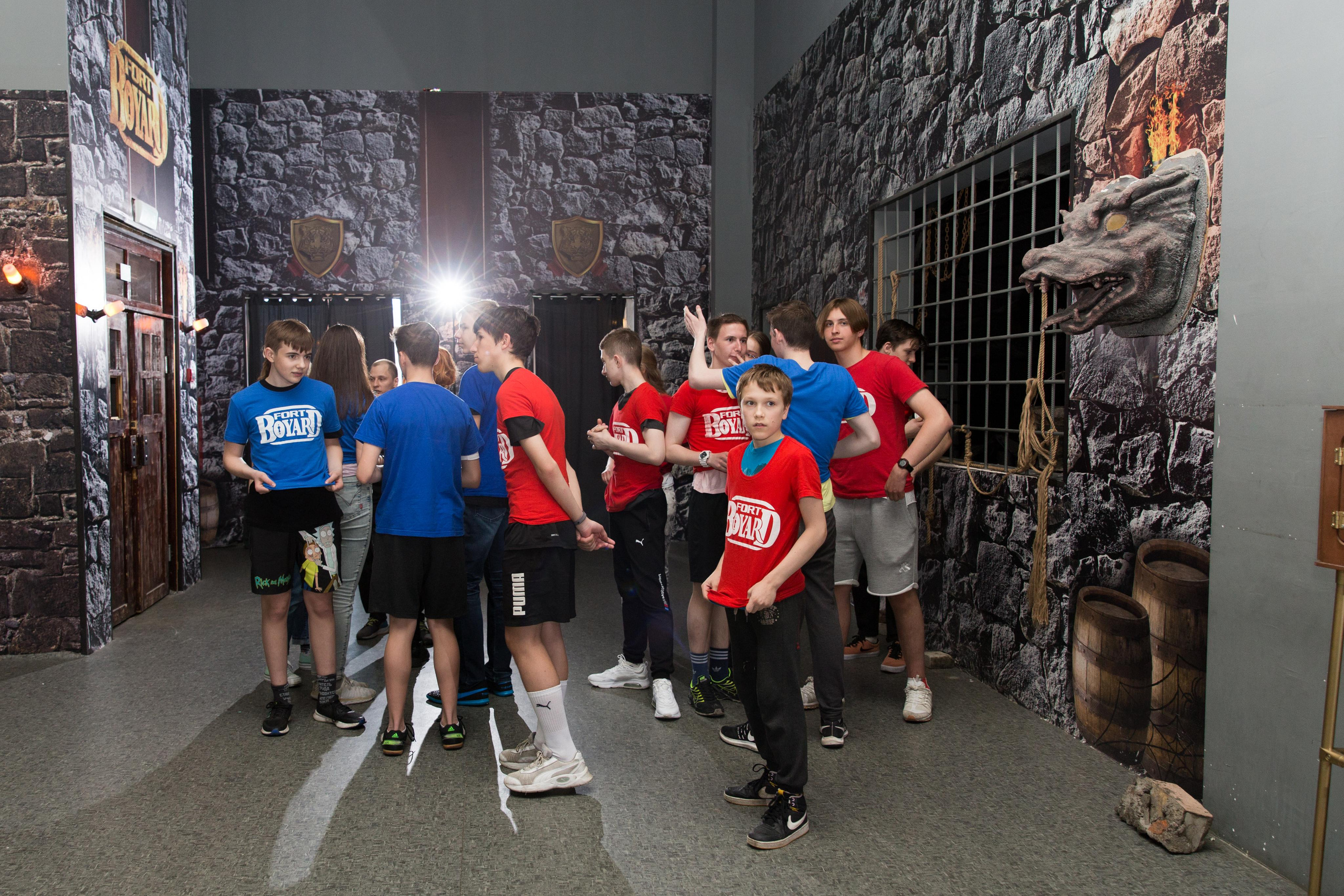 Выпускной 9 класс.Форд Баярд. Фотограф в Санкт-Петербурге Закута Ольга