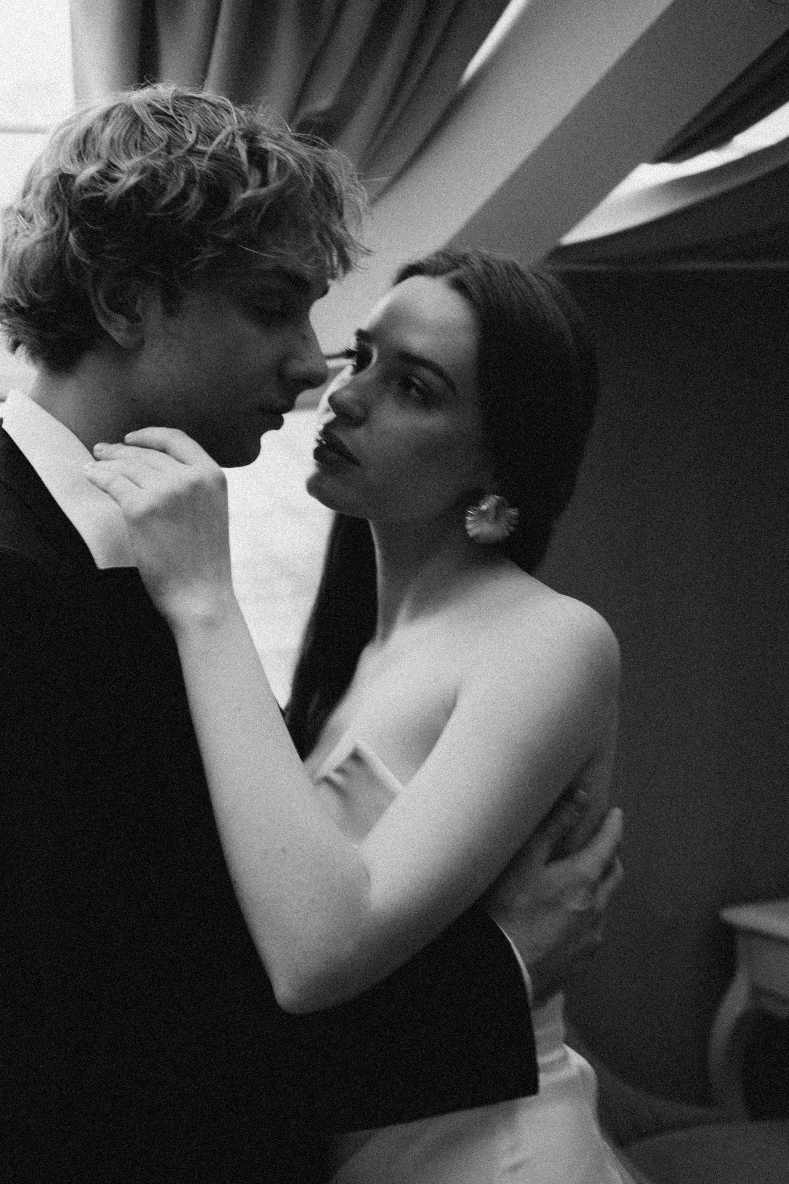 СВАДЕБНАЯ СЬЕМКА В ОТЕЛЕ. СБОРЫ ЖЕНИХА И НЕВЕСТЫ И ТАКЖЕ ТОР И ПОДГОТОВКА К ПРОГУЛКЕ. Профессиональный фотограф, Санкт-Петербург — Виктория Богомолова