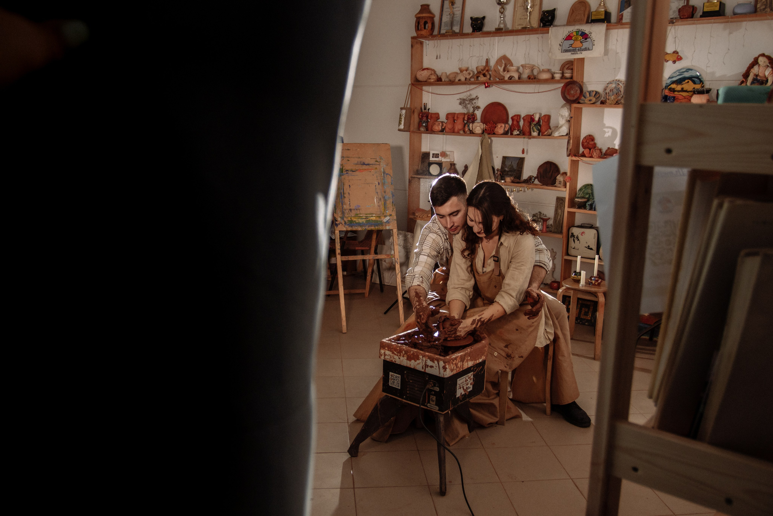 Свидание в Гончарной мастерской. Главная