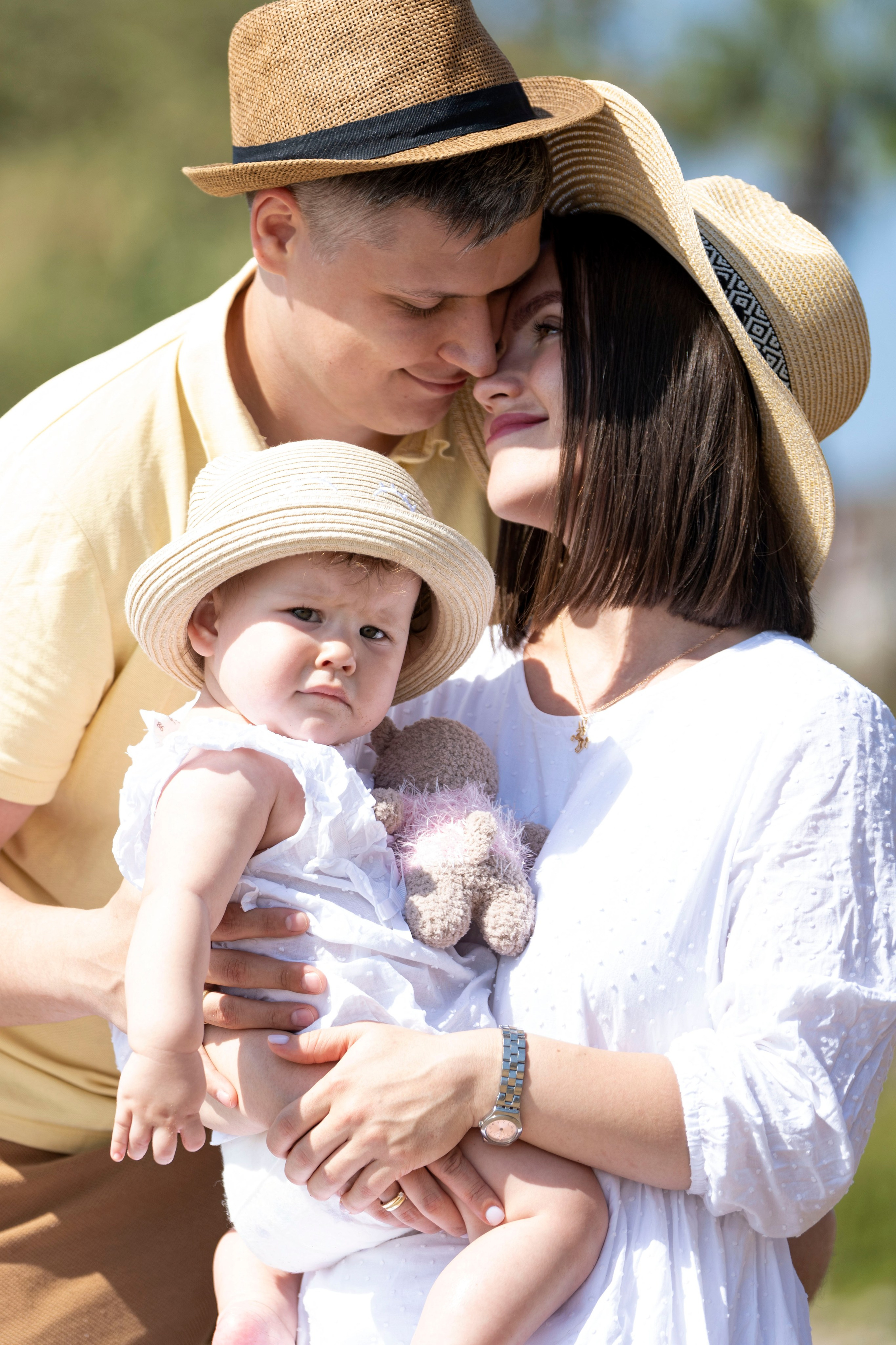 Family and children photoshoots. Professiional photographer in Turkey