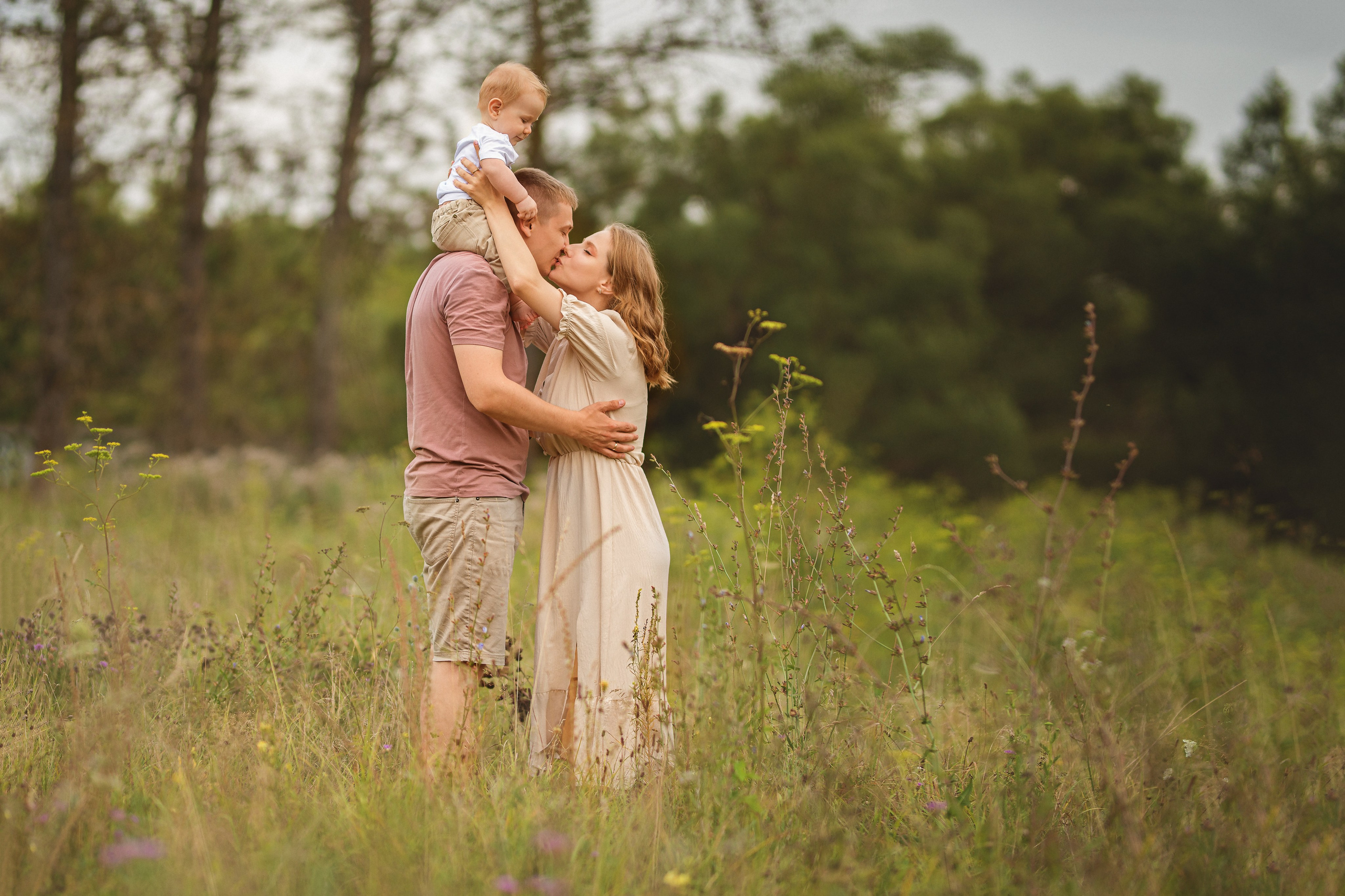 Костя, Яна и Арсений. Фотограф Таинств Крещения и Венчания в г. Курске