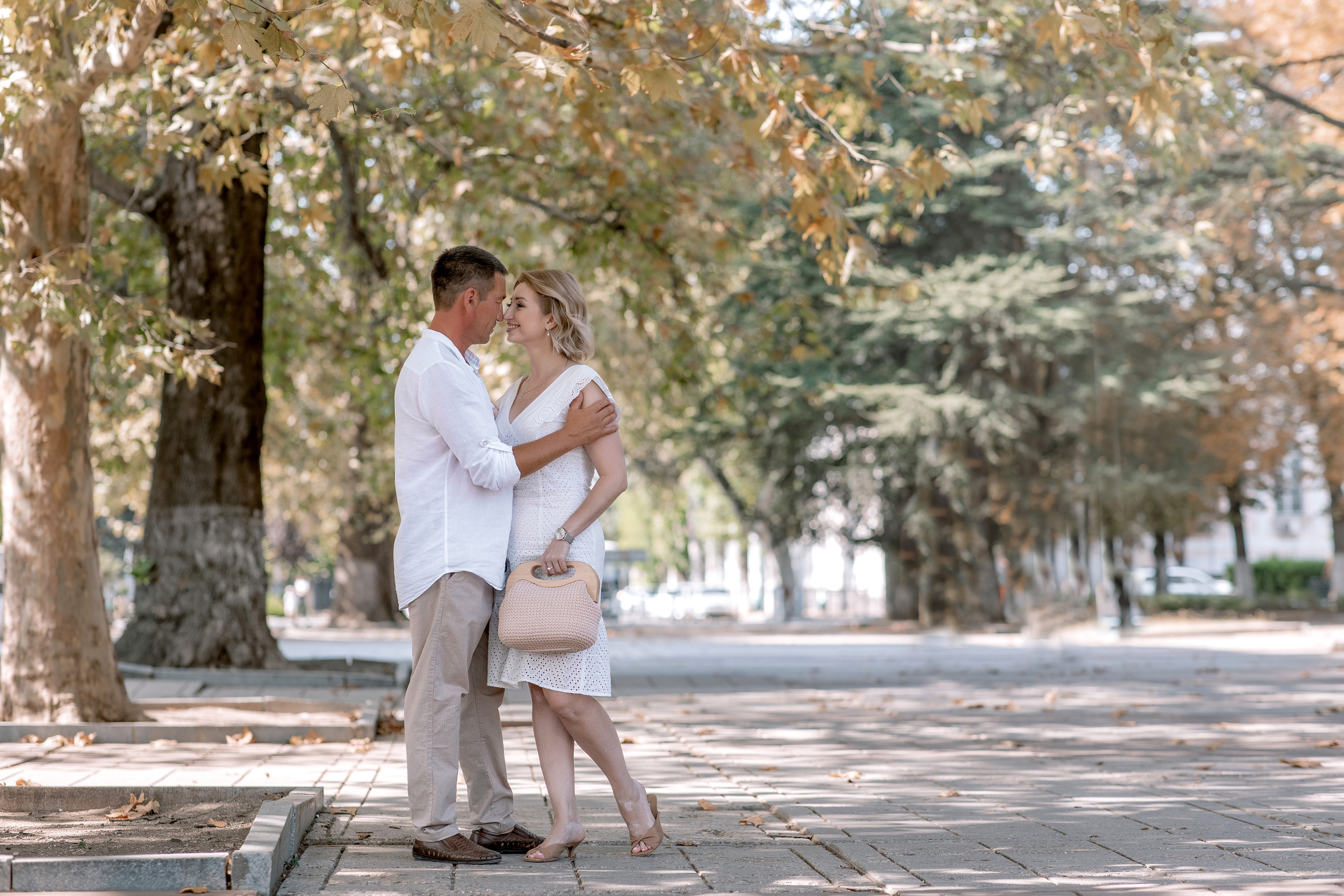 Выездные фотосессии. Съемка для влюбленных. Фотограф-стилист Крым Прокат одежды в Крыму. Фотосессии в Крыму