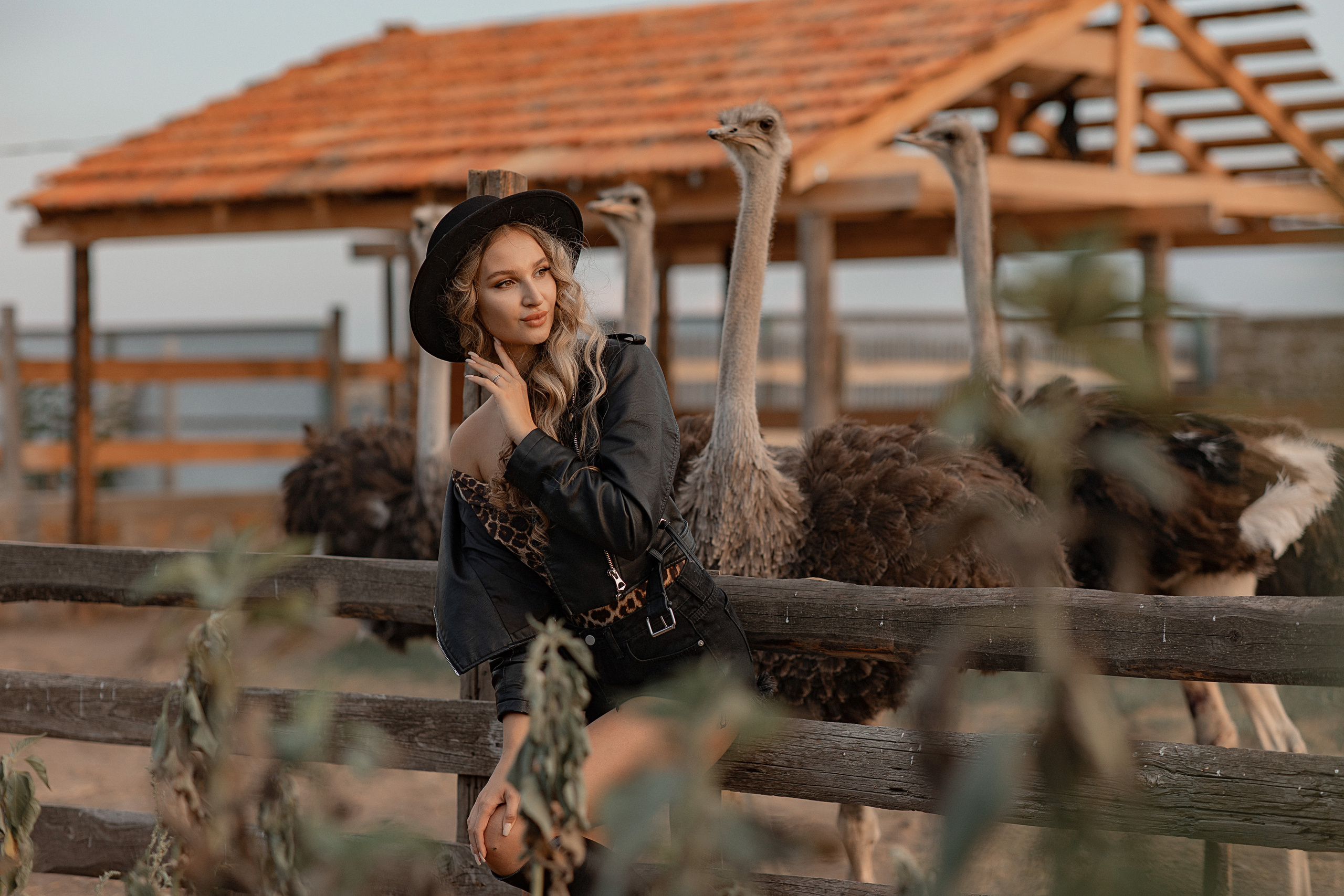 Фотосессия тематическая с идеей. Фотограф-стилист Крым Прокат одежды в Крыму. Фотосессии в Крыму