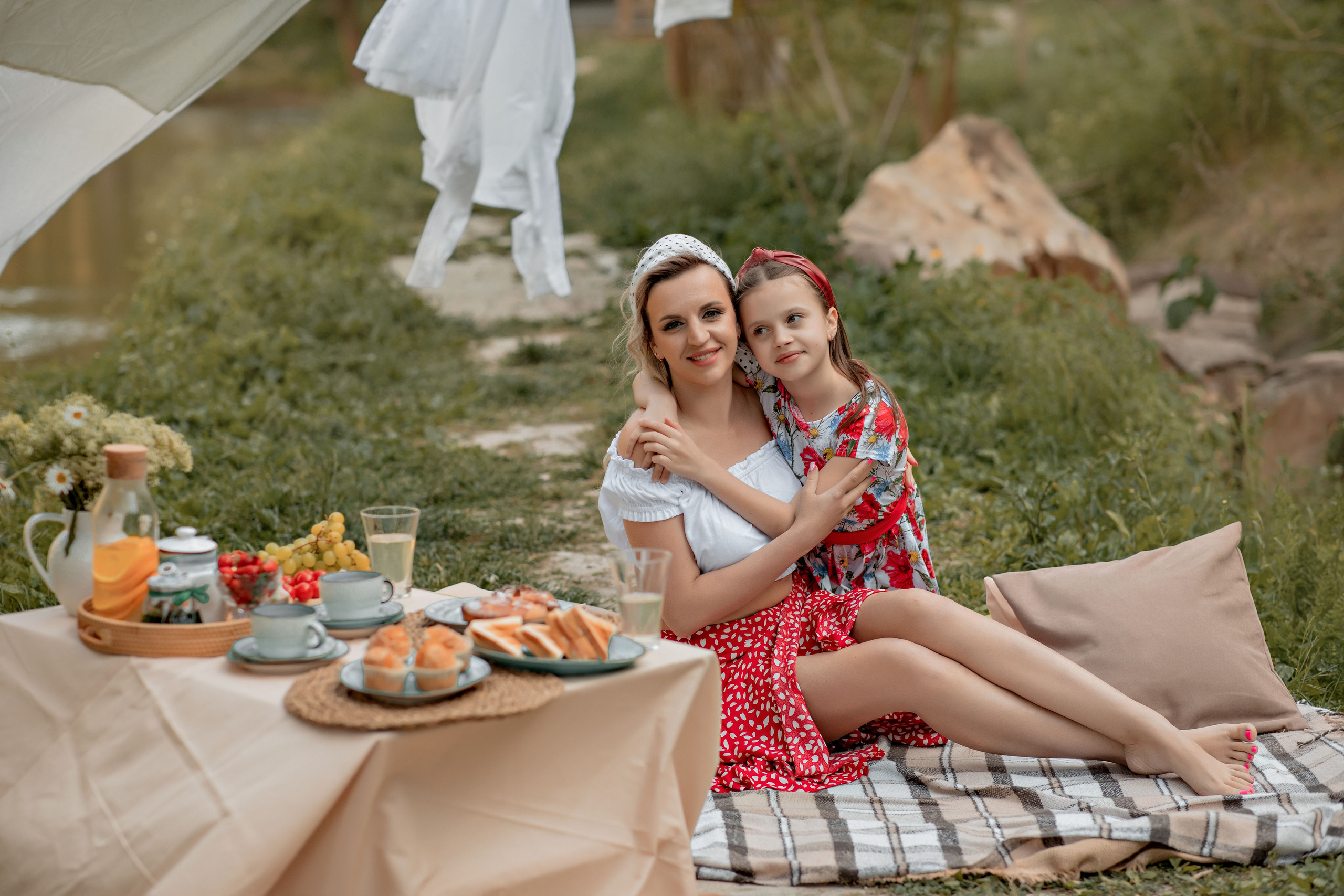 Выездная семейная фотосессия. Фотограф-стилист Крым Прокат одежды в Крыму. Фотосессии в Крыму
