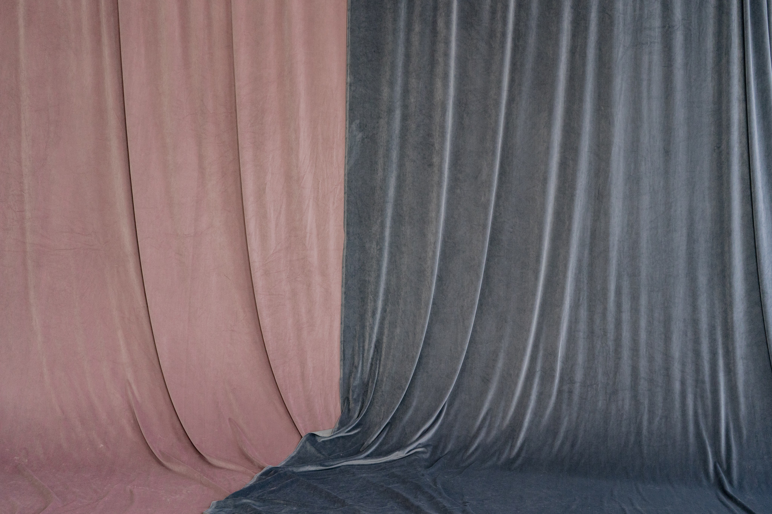 Фотостудия «Леона» Зал Промо. Свадебный фотограф в Ростове Александра Груздева