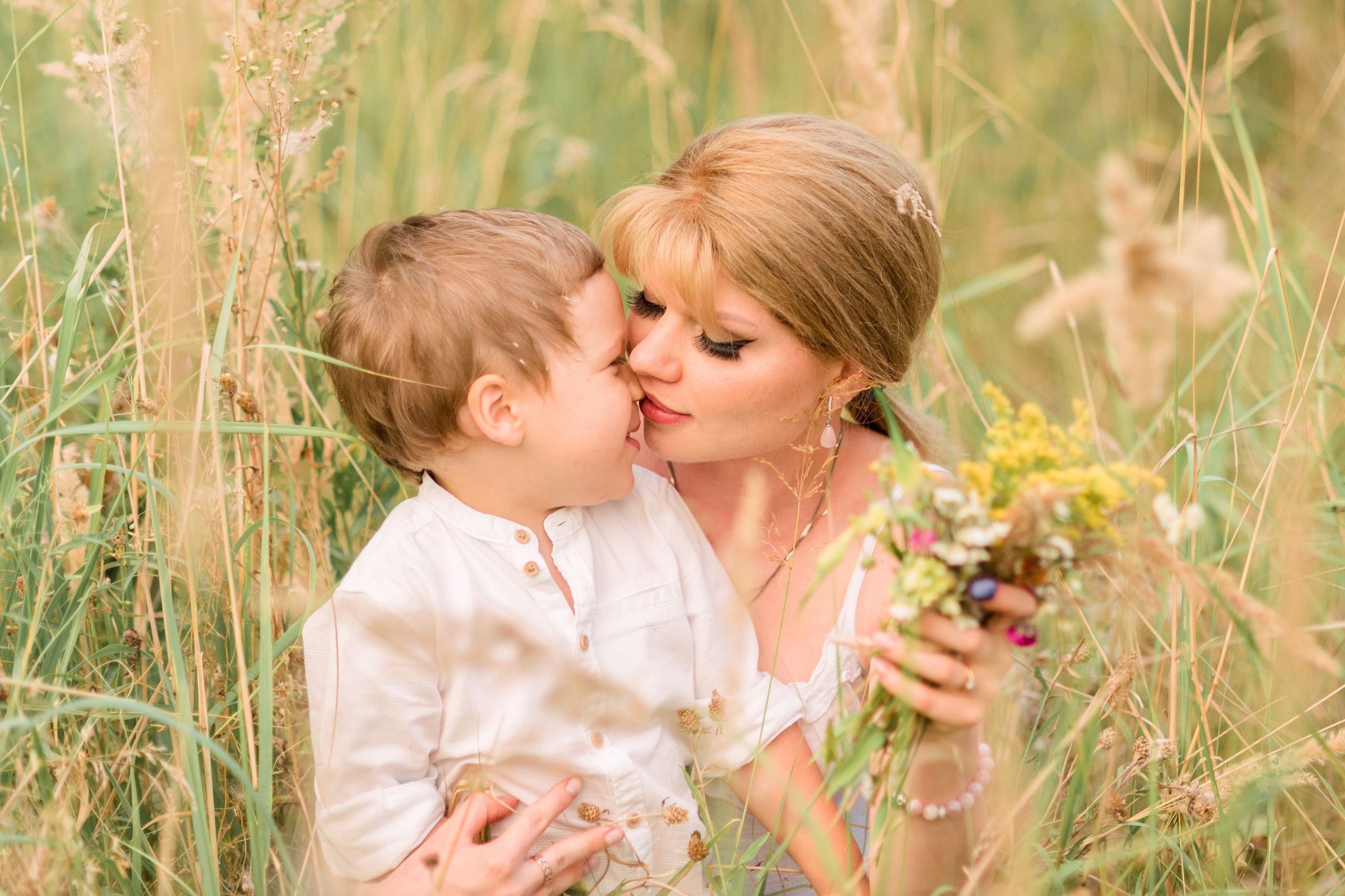 В поле. Фотограф Юлия Попова