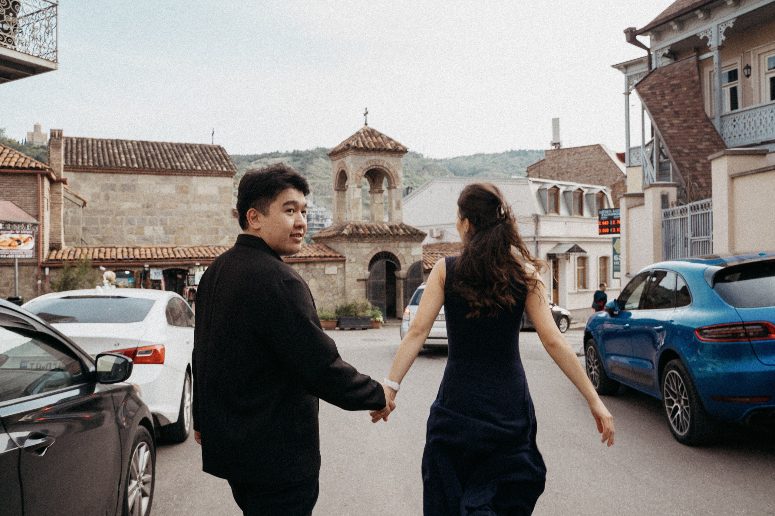 Рука в руке