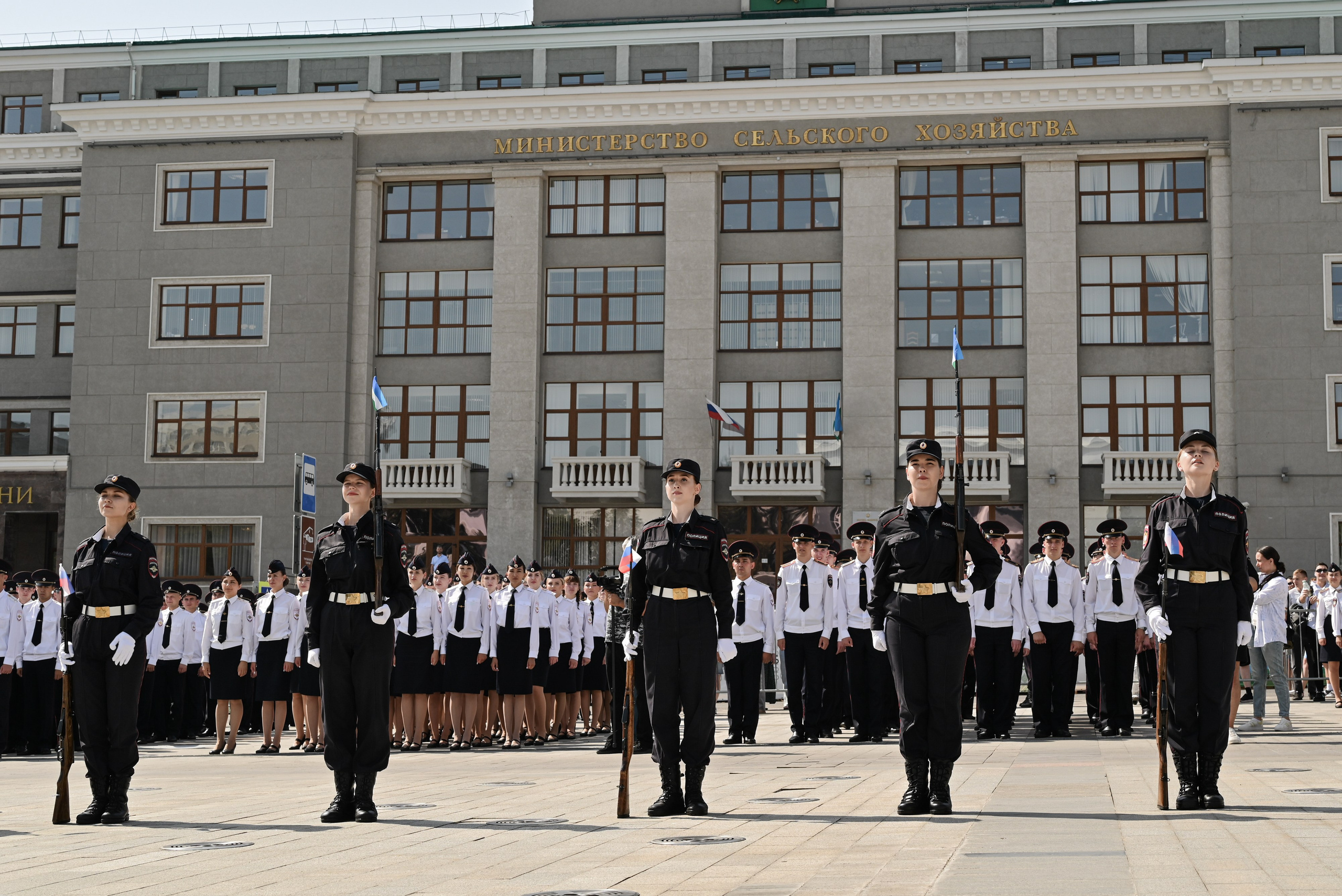 Выпускной школа МВД. Свадебный и семейный фотограф в Уфе Александров Максим