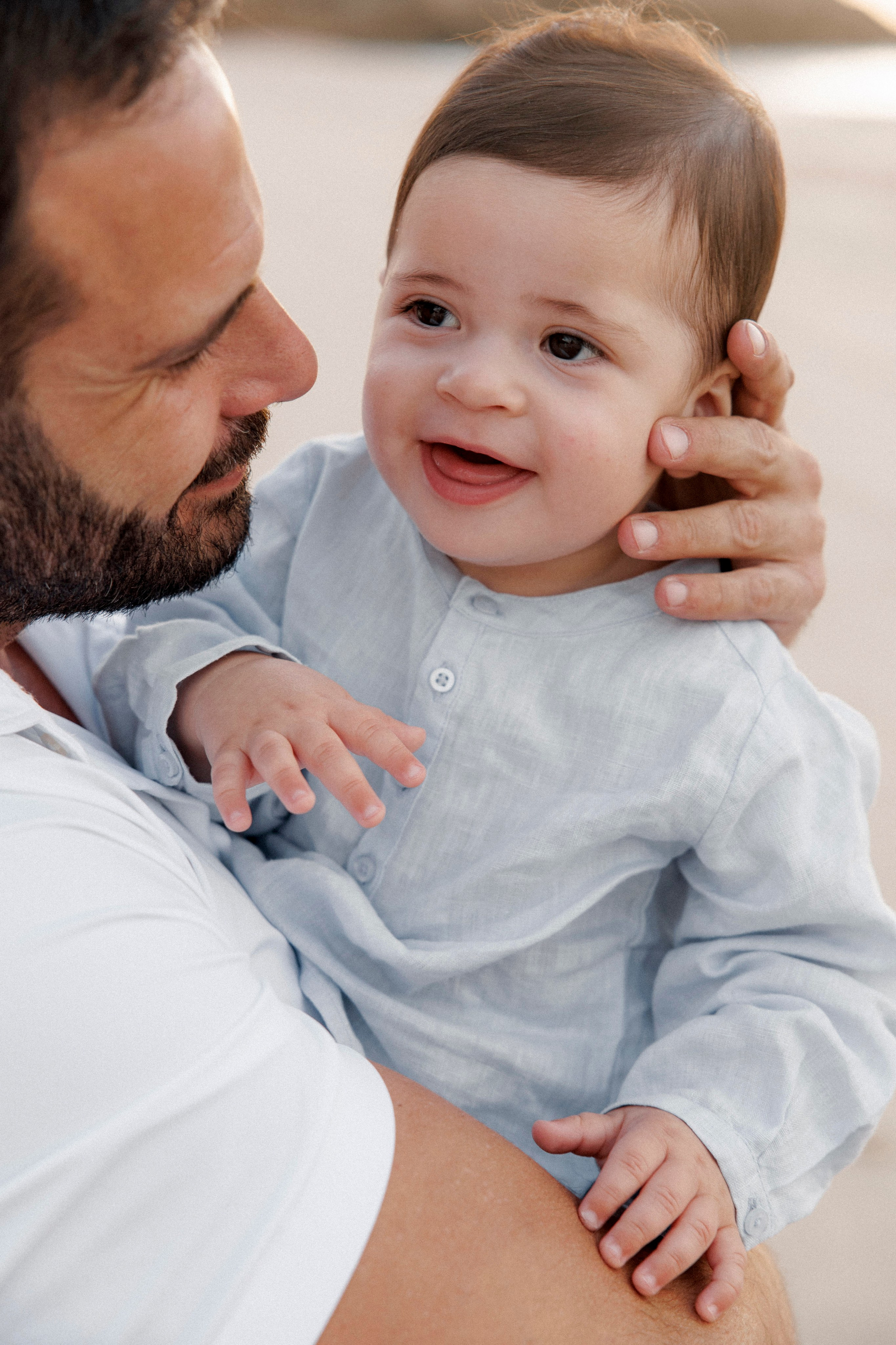 First year family photos near the sea. Главная