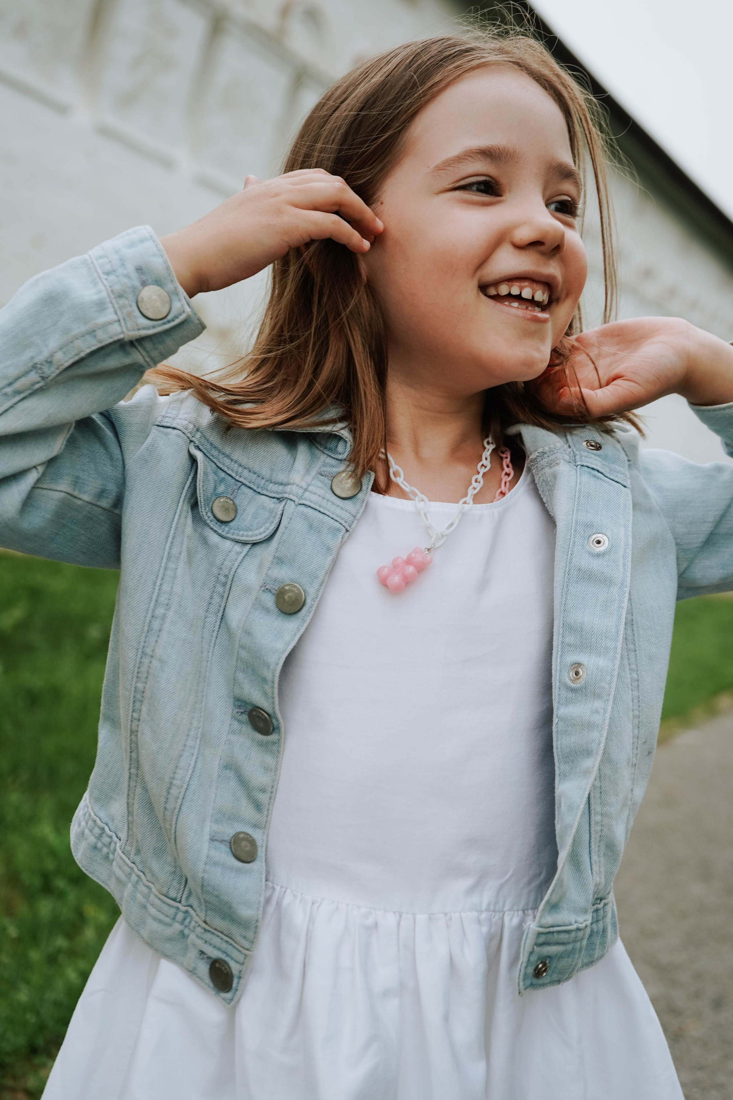 Оля, Игорь и Алина