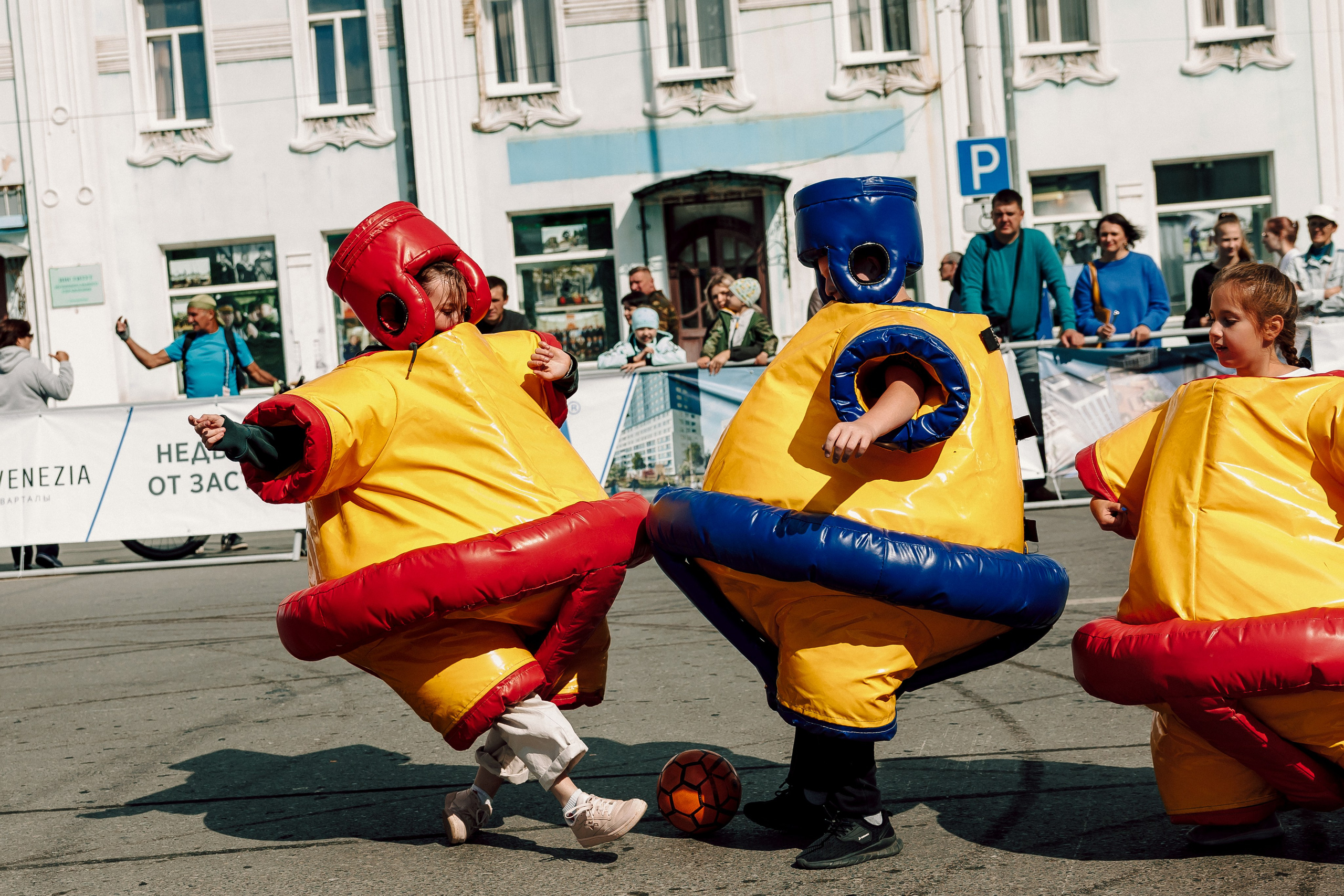 Массовые мероприятия на открытом воздухе. Лёшка Варзегов — фотограф