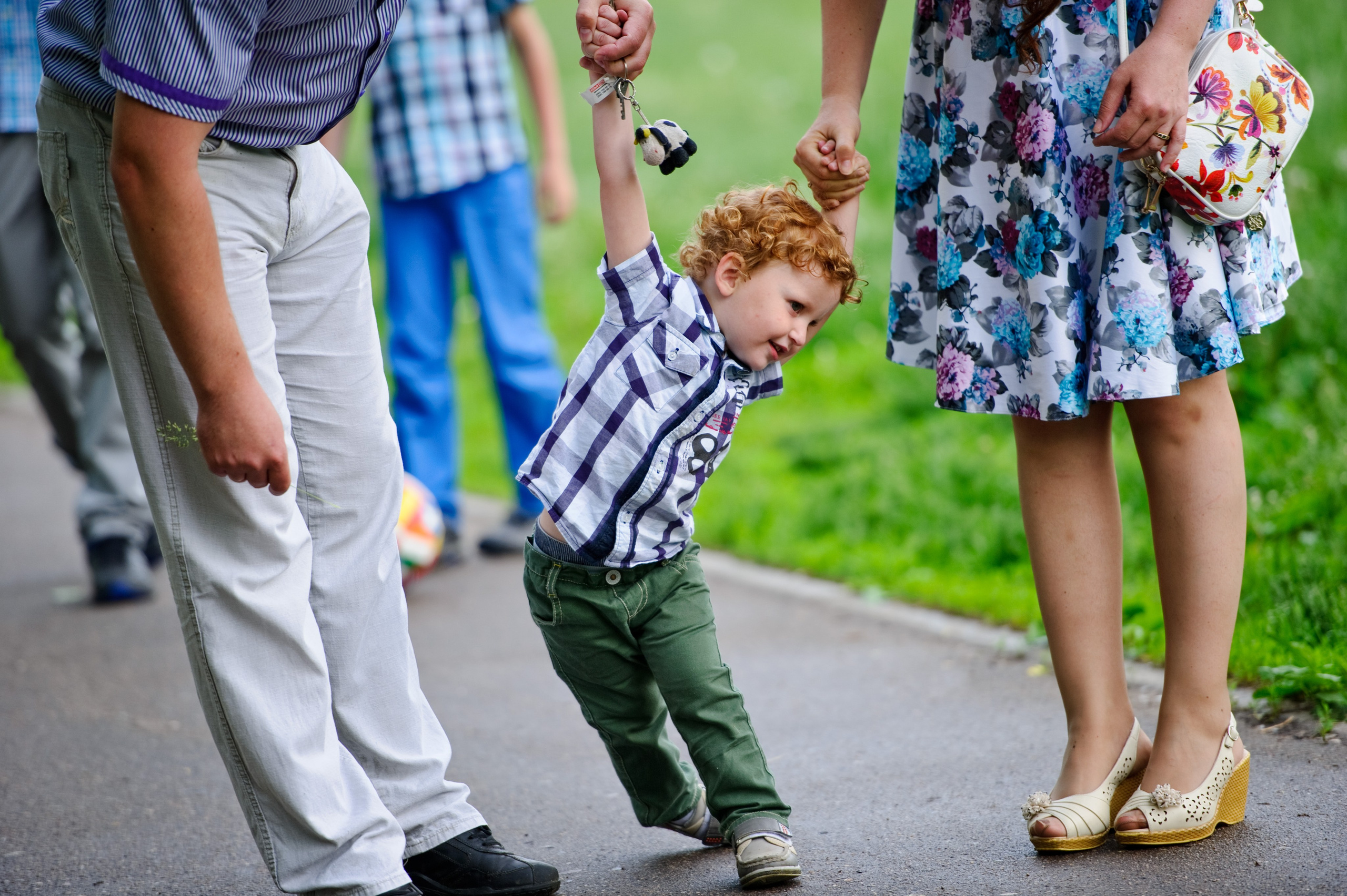 Лада, Дмитрий и 3 сына. Прогулка, Москва. Семейный фотограф Анна Дубовская
