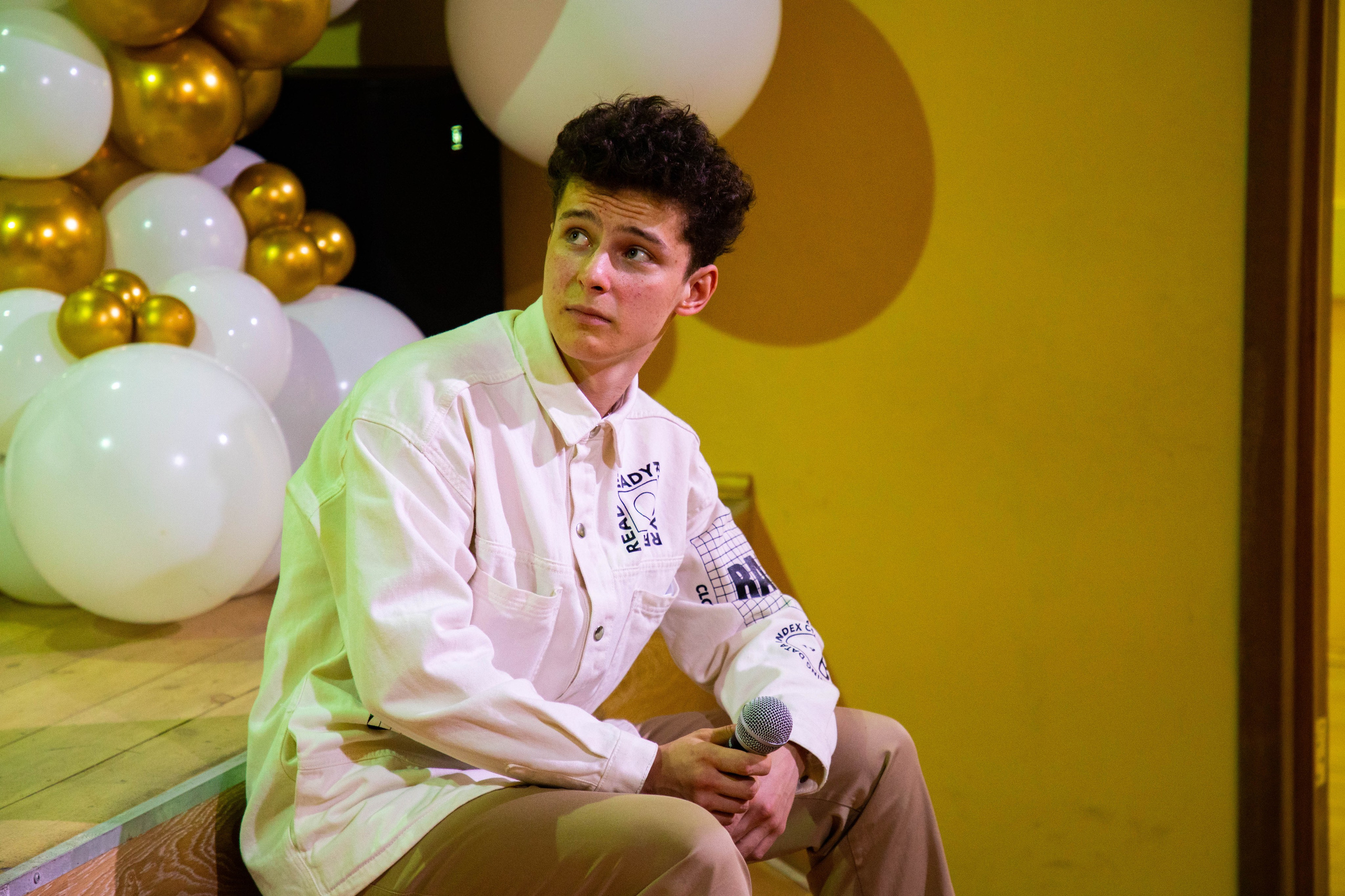 Вручение аттестатов. Репортажный фотограф Виктория Чорба