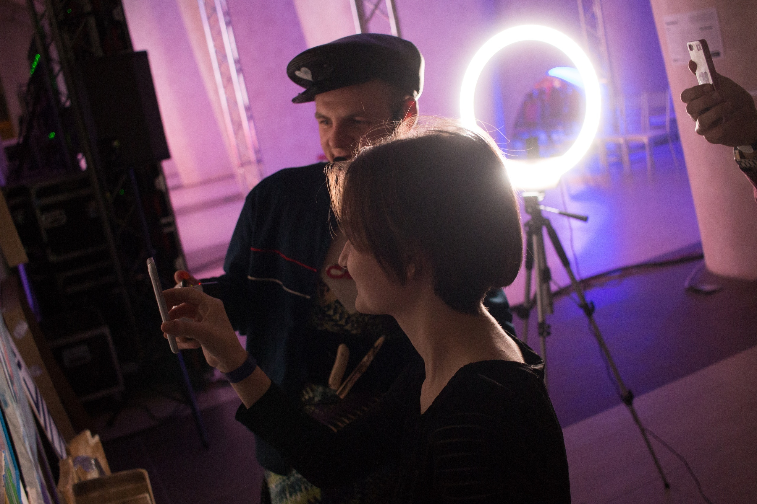 Акцион Кости. Акцион Кости - это игра на произведения искусства