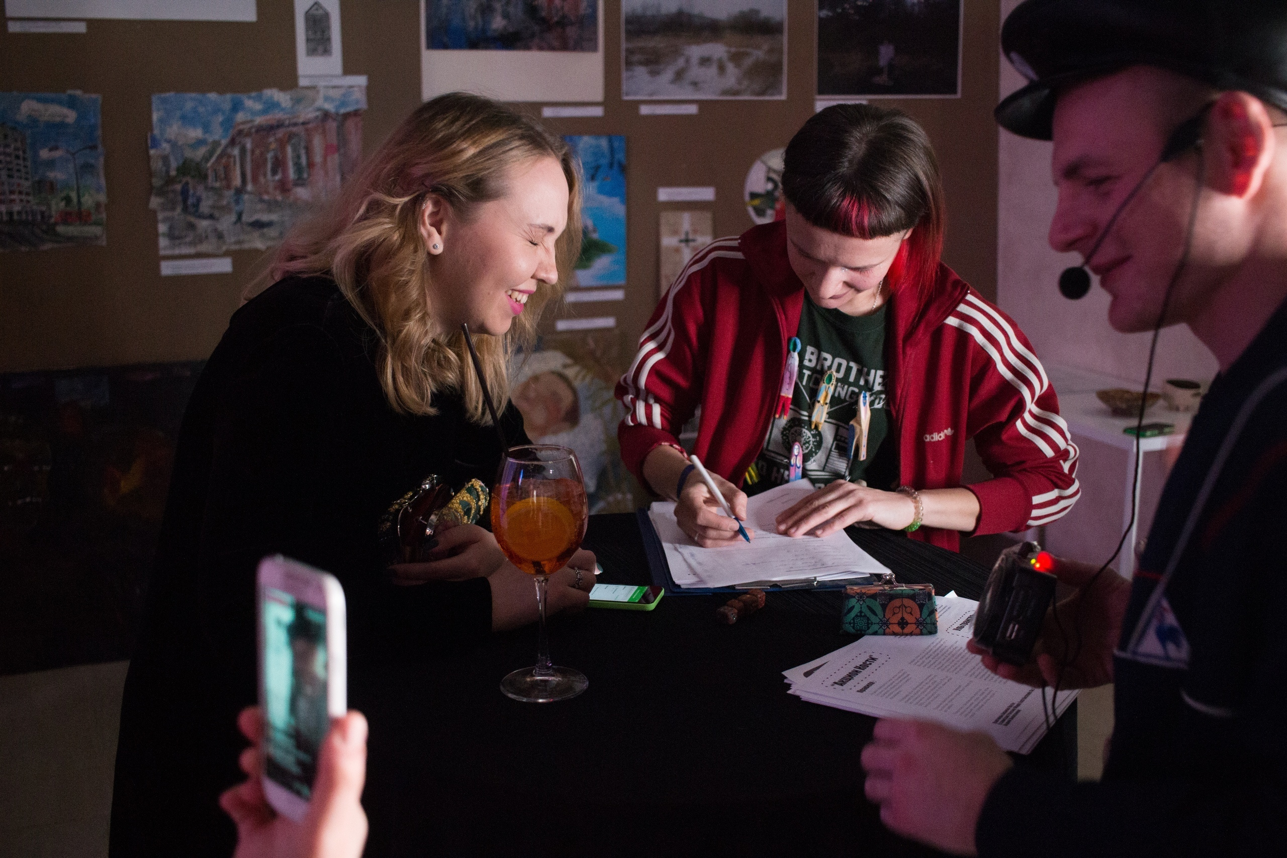 Акцион Кости. Акцион Кости - это игра на произведения искусства