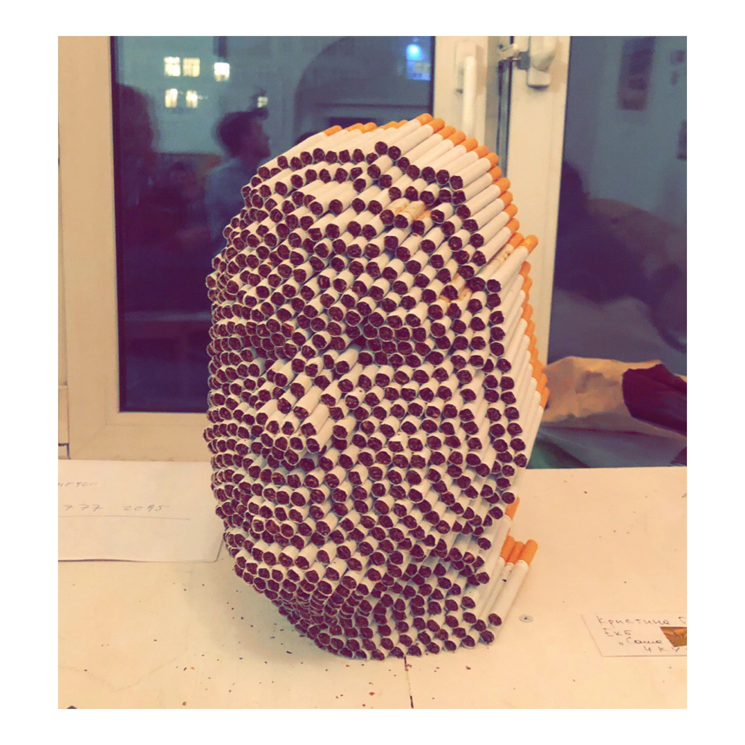 Акцион Кости. Акцион Кости - это игра на произведения искусства