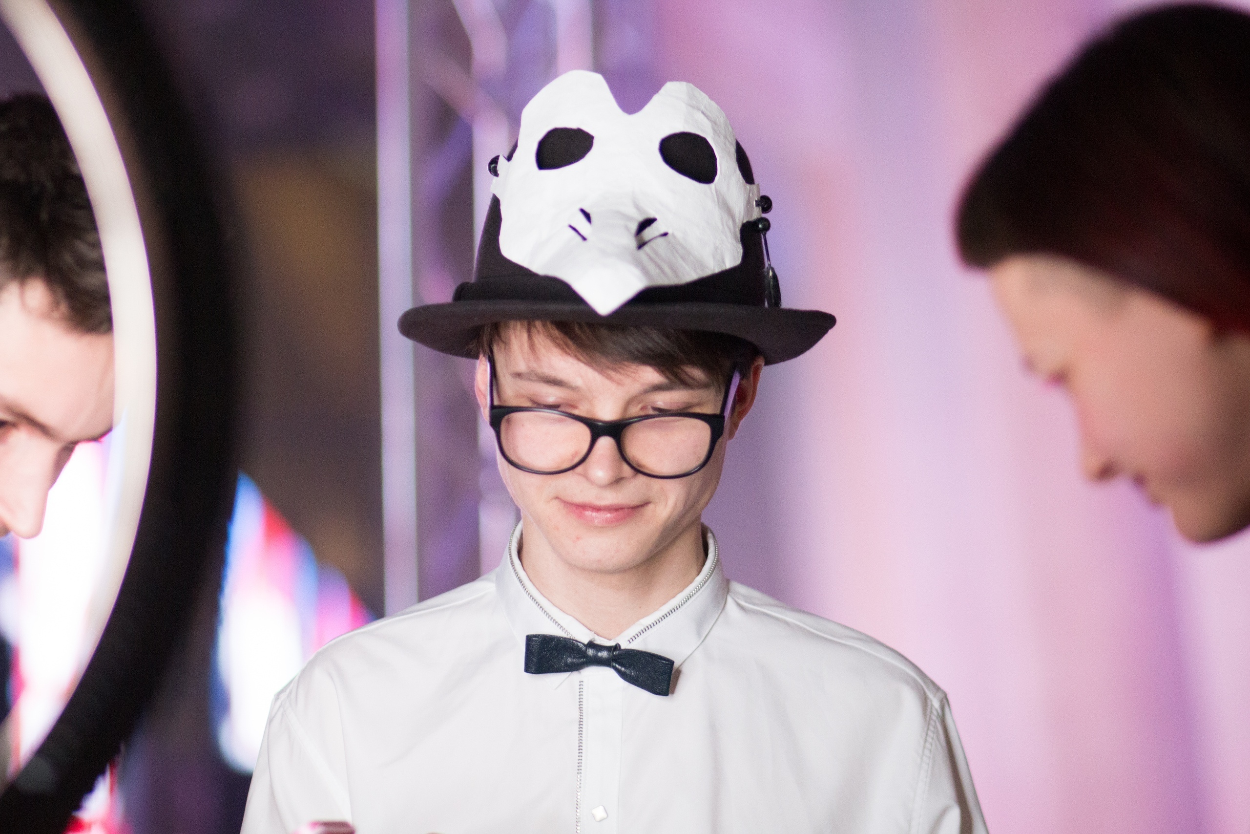 Акцион Кости. Акцион Кости - это игра на произведения искусства