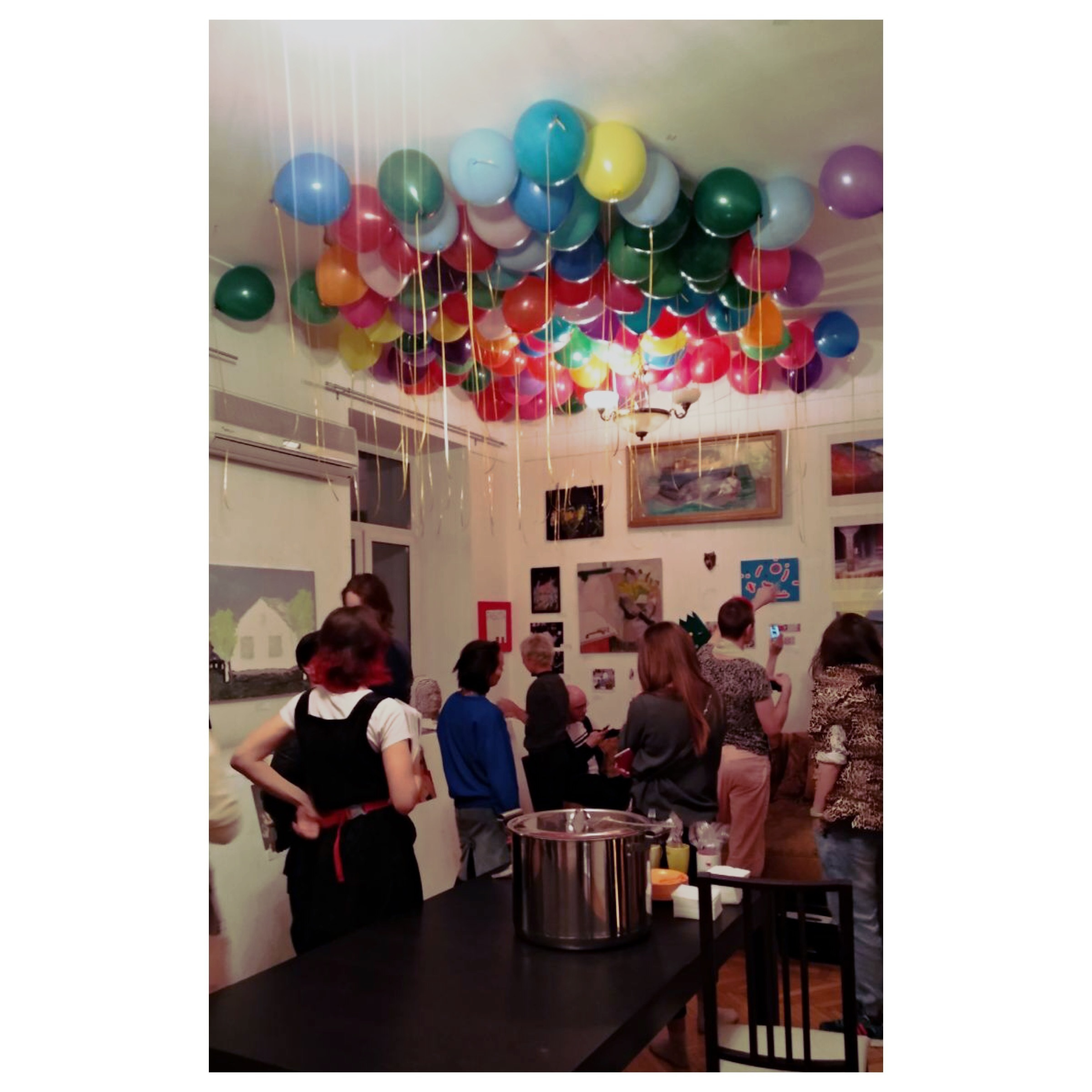 Акцион Кости. Акцион Кости - это игра на произведения искусства