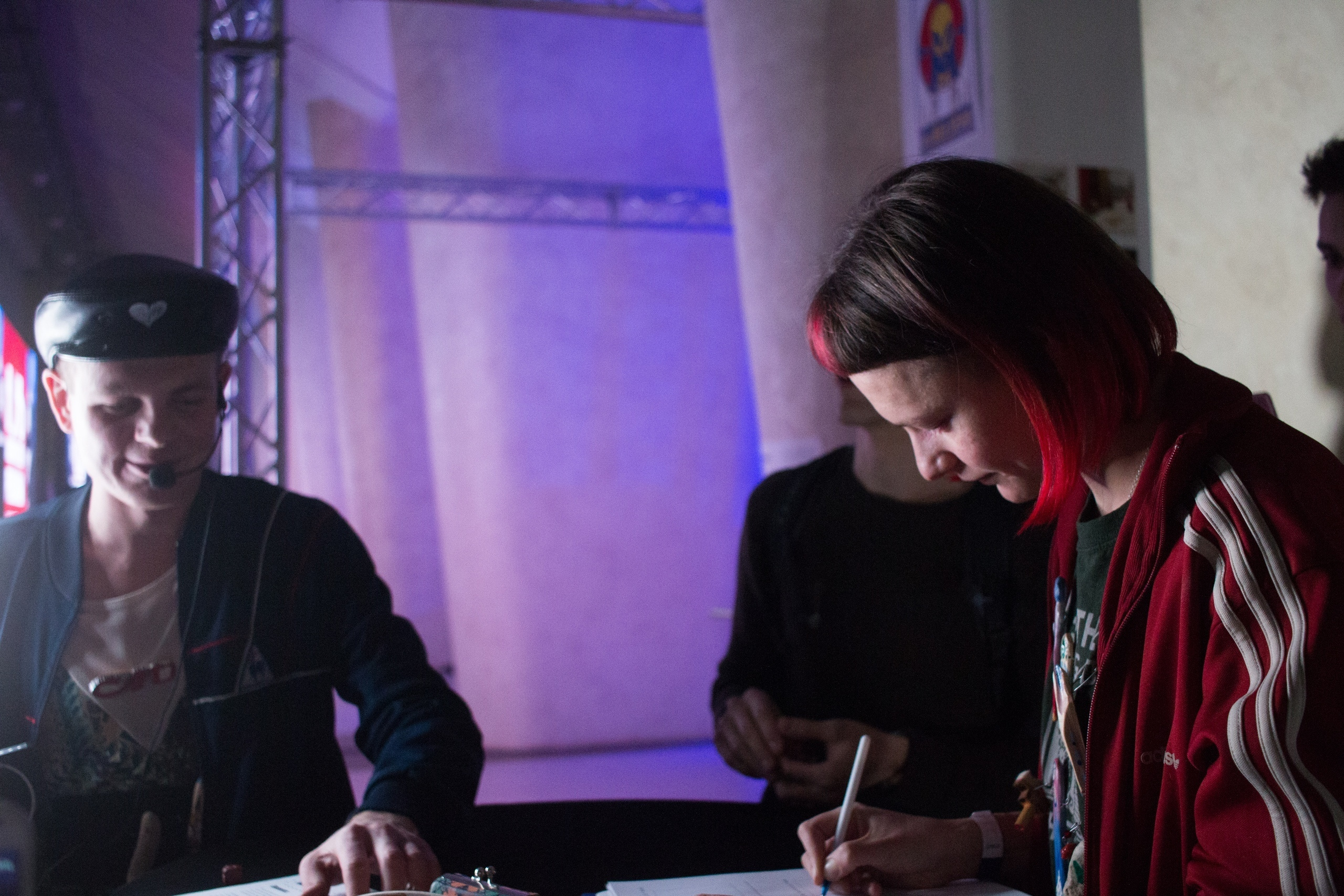 Акцион Кости. Акцион Кости - это игра на произведения искусства