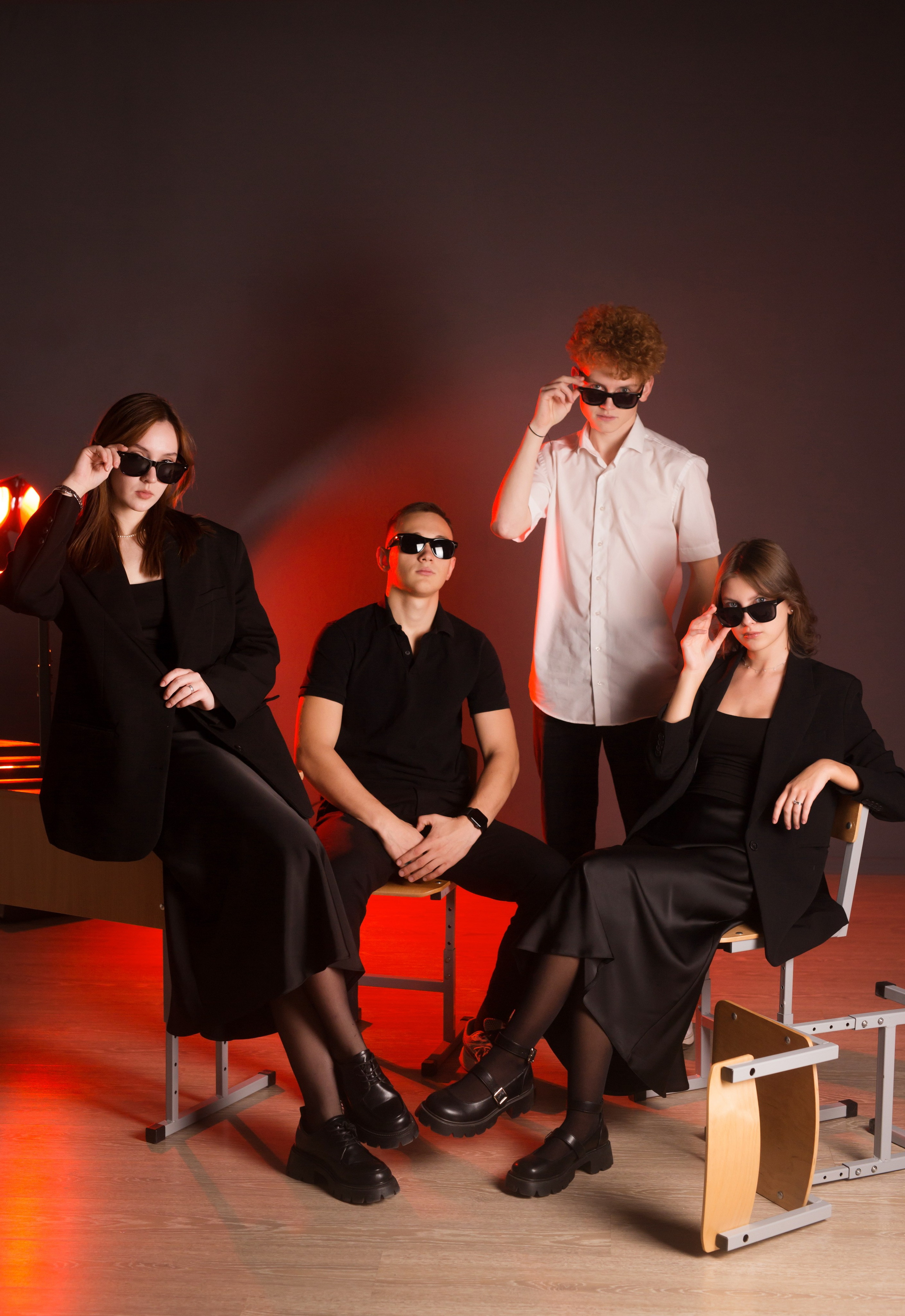 Выпускники 9 и 11 классов. Фотограф в г. Сургуте Марина Киприна