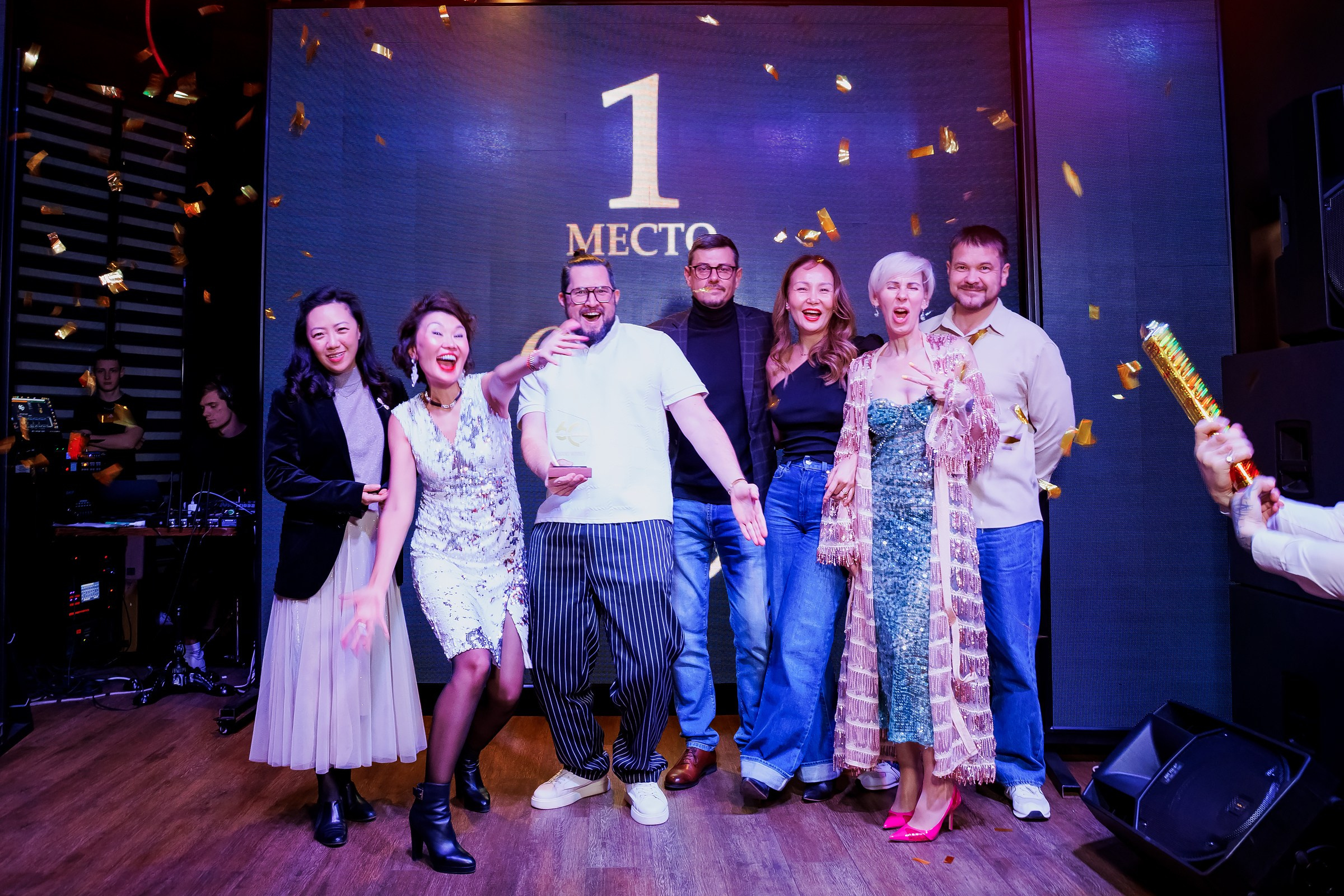 Вокруг Света за 60 Секунд-Sunset Meat Restaurant. Репортажный фотограф в Алматы Каюпов Сержан