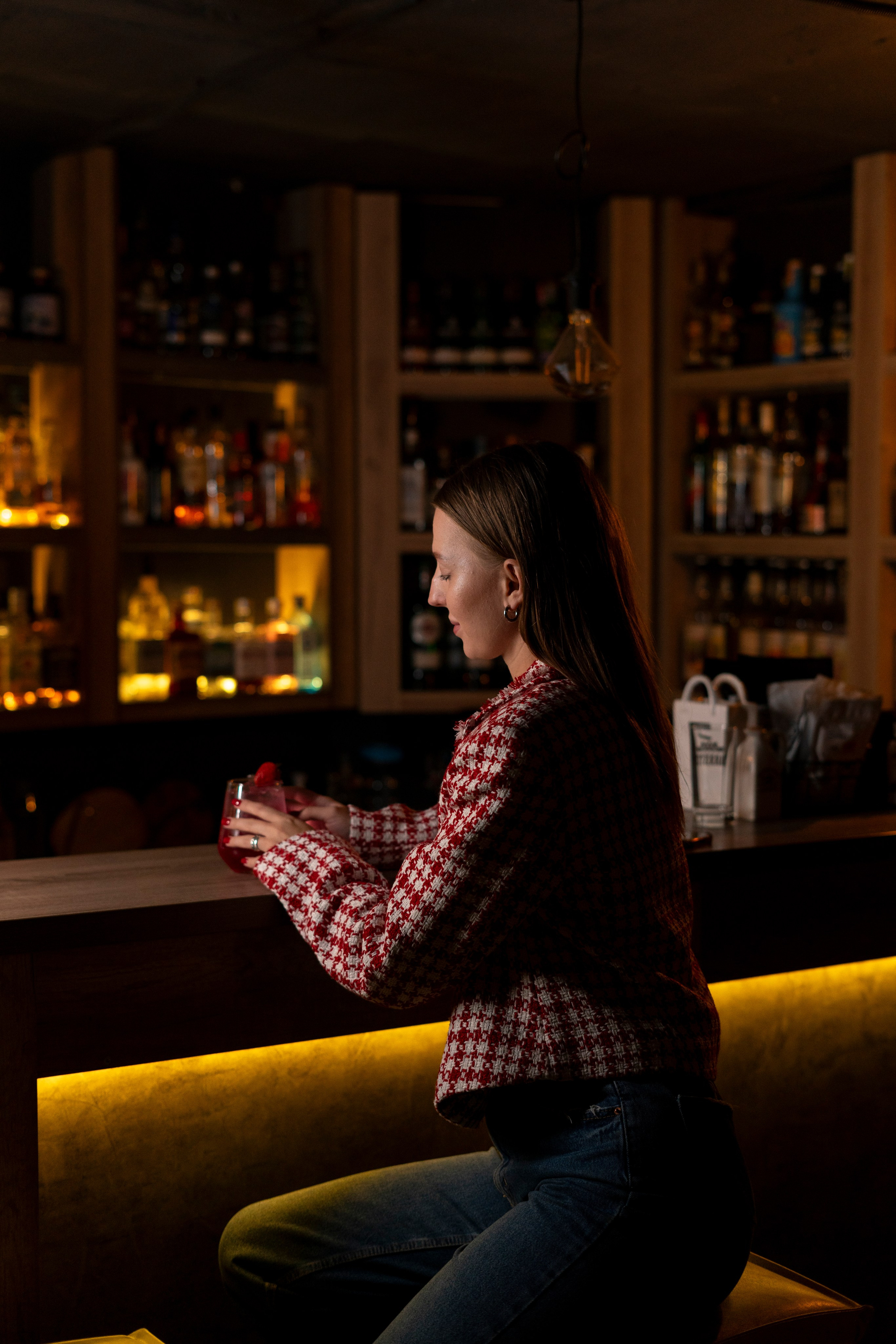 Бар девчонки. Фотограф Александра Волкова | Волгоград