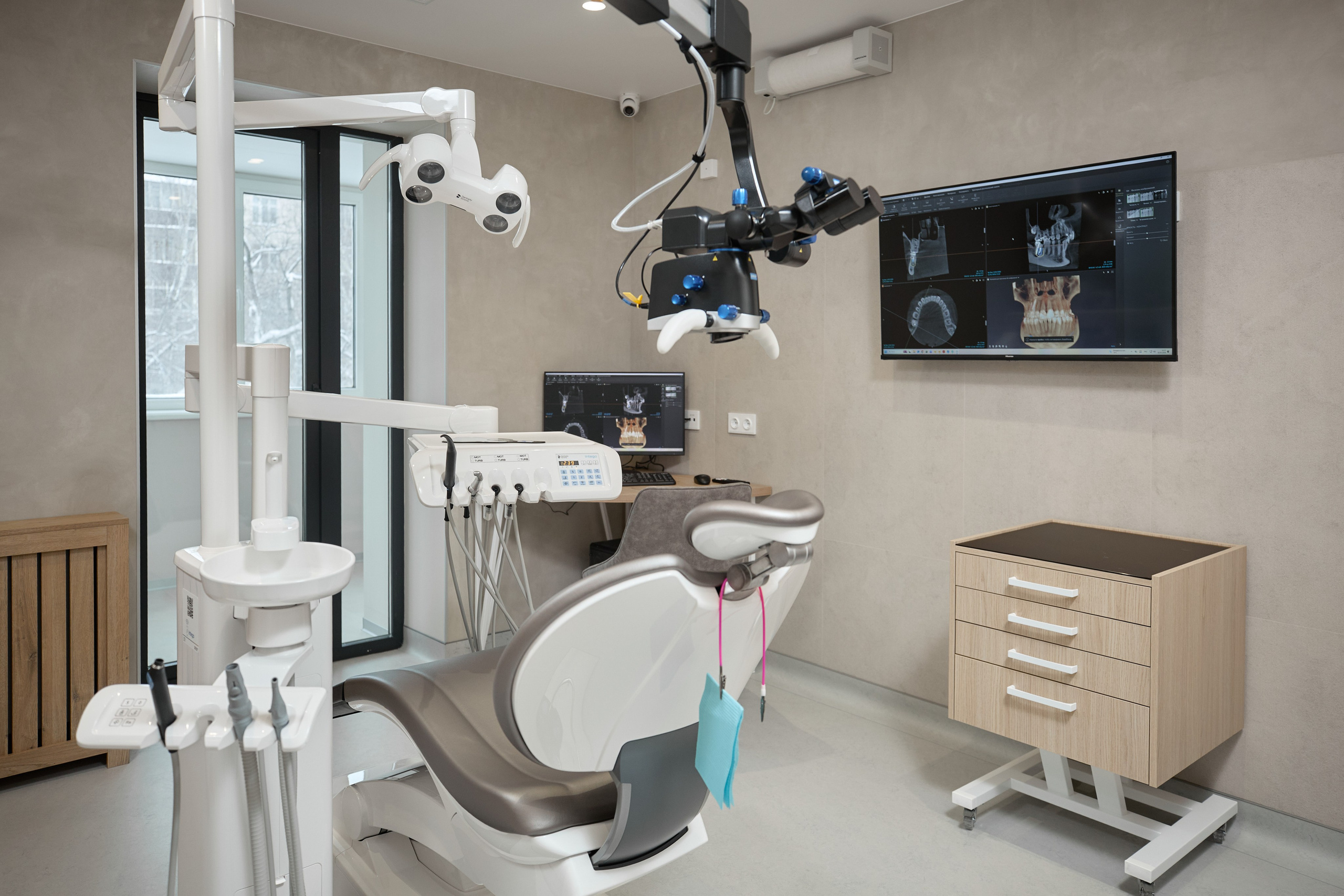 Фотосессия стоматологии Шустовы в Екатеринбурге