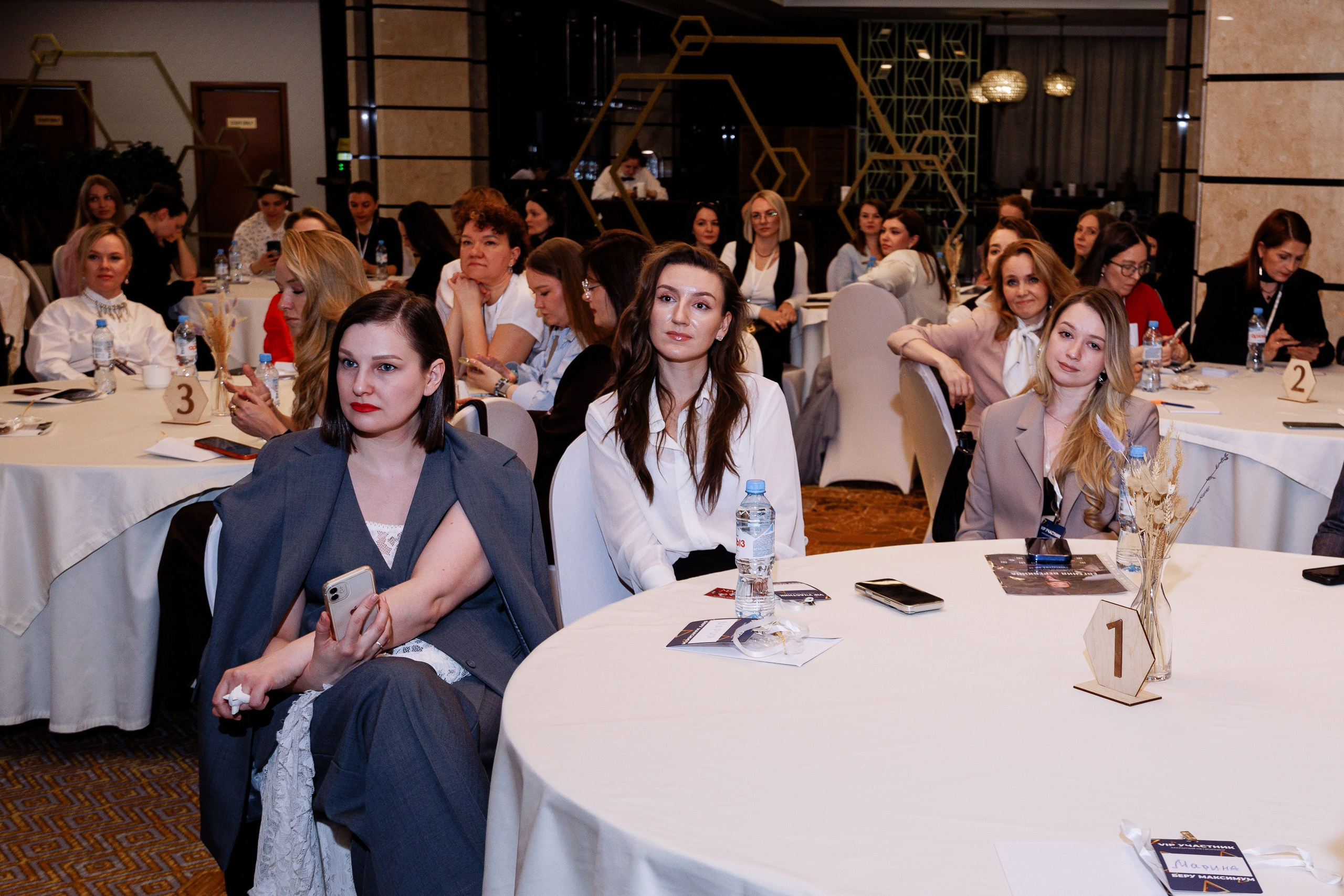 Закрытый нетворкинг. Фотограф Юлия Мальцева