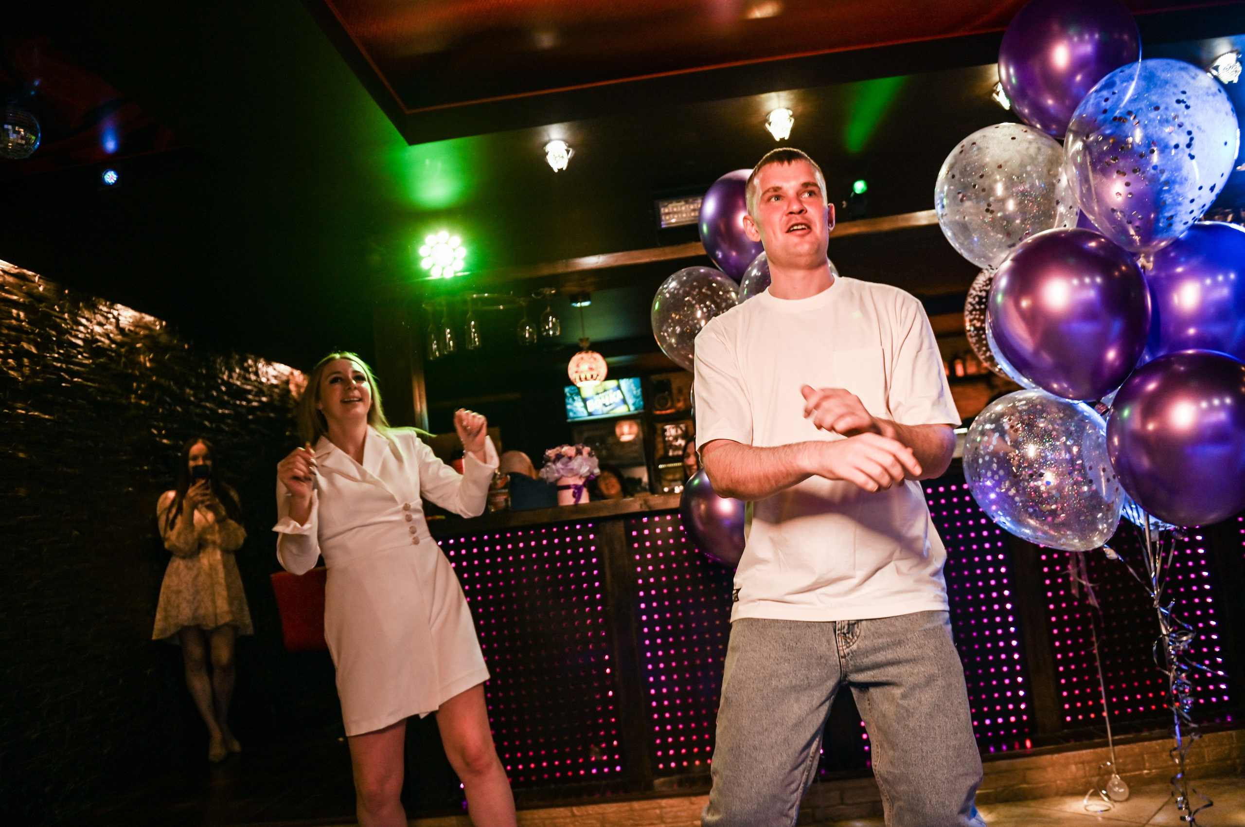 День рождения. Свадебный, семейный, детский, контент фотограф в Омске Максим Ильин