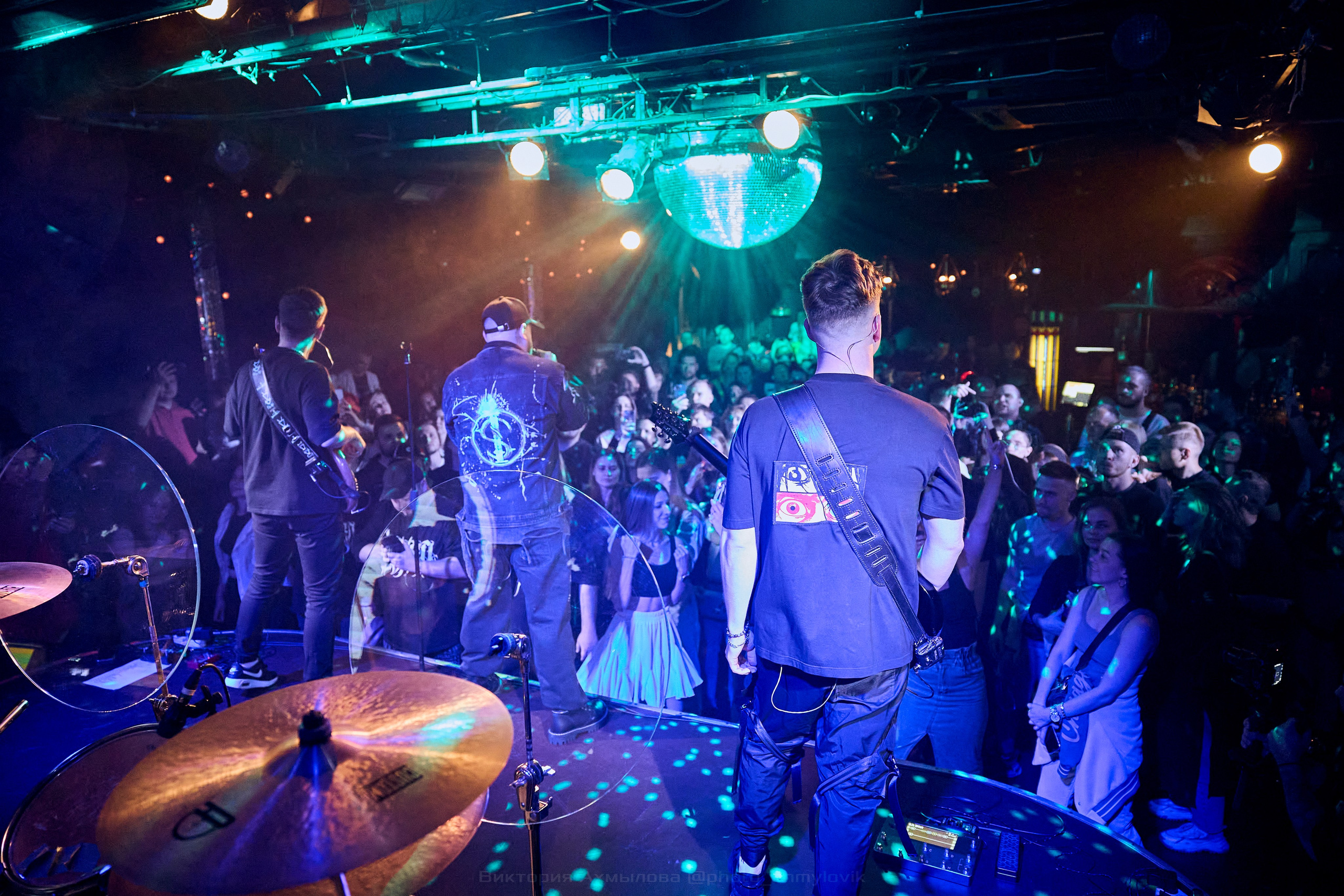 26.06.2024 iOstra 16 Тонн. Виктория Ахмылова. Фотограф в Москве