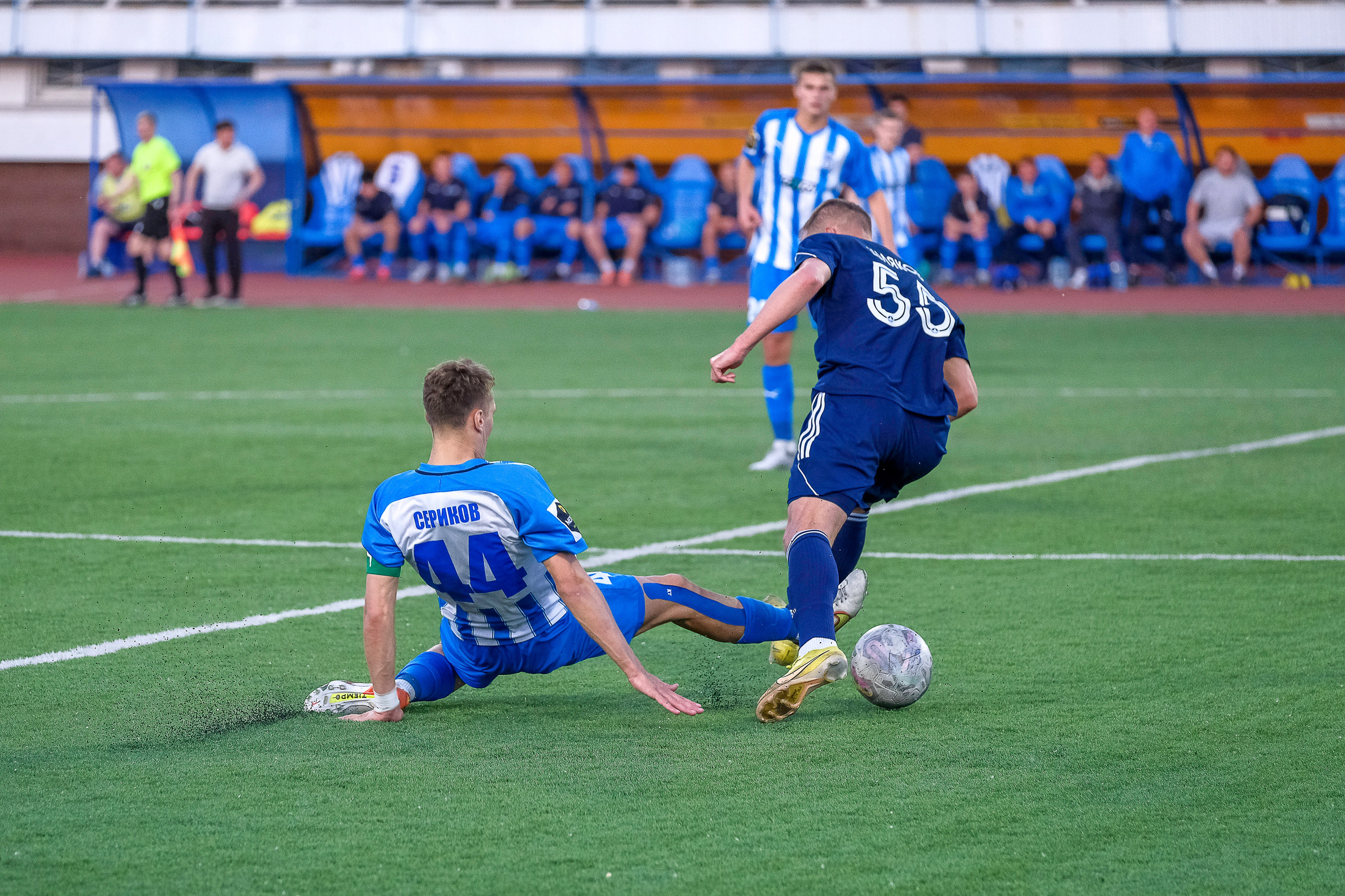 Фото футбольных матчей Первая лига ФНЛ. Фотограф Дмитрий Алексеев