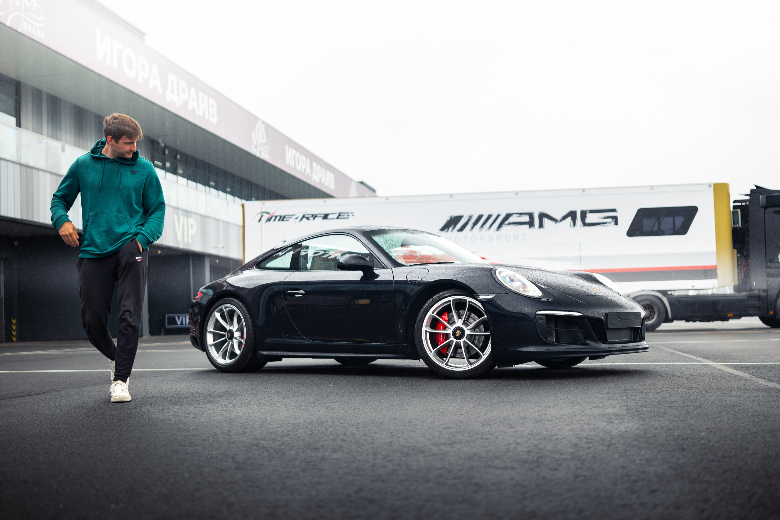 PORSCHE 911 GTS. Автомобильный фотограф Алексей Хезеков