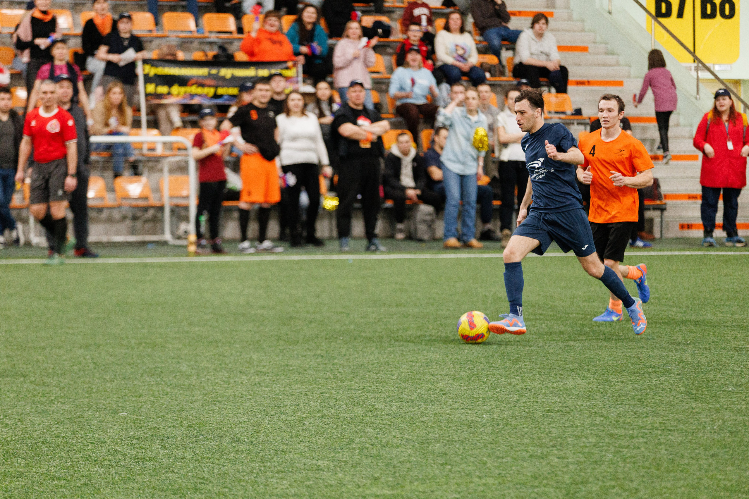 Фотограф на корпоративный футбольный турнир. Контент для бизнеса в Екатеринбурге Полдень Медиа