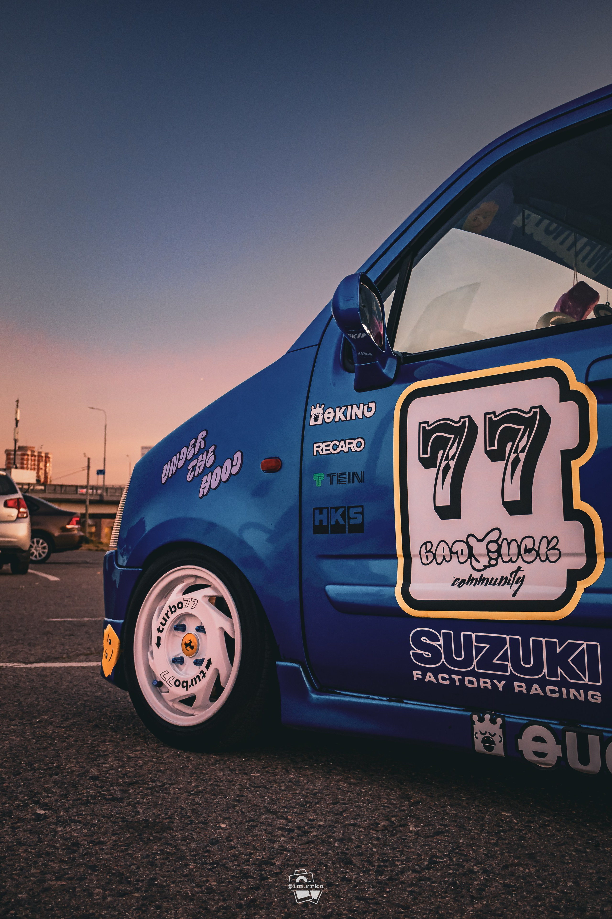 Фотосессия автомобиля: погружение в стиль вашего авто. Suzuki Wagon R+. Ирина Санрайз — Автомобильный фотограф в Москве