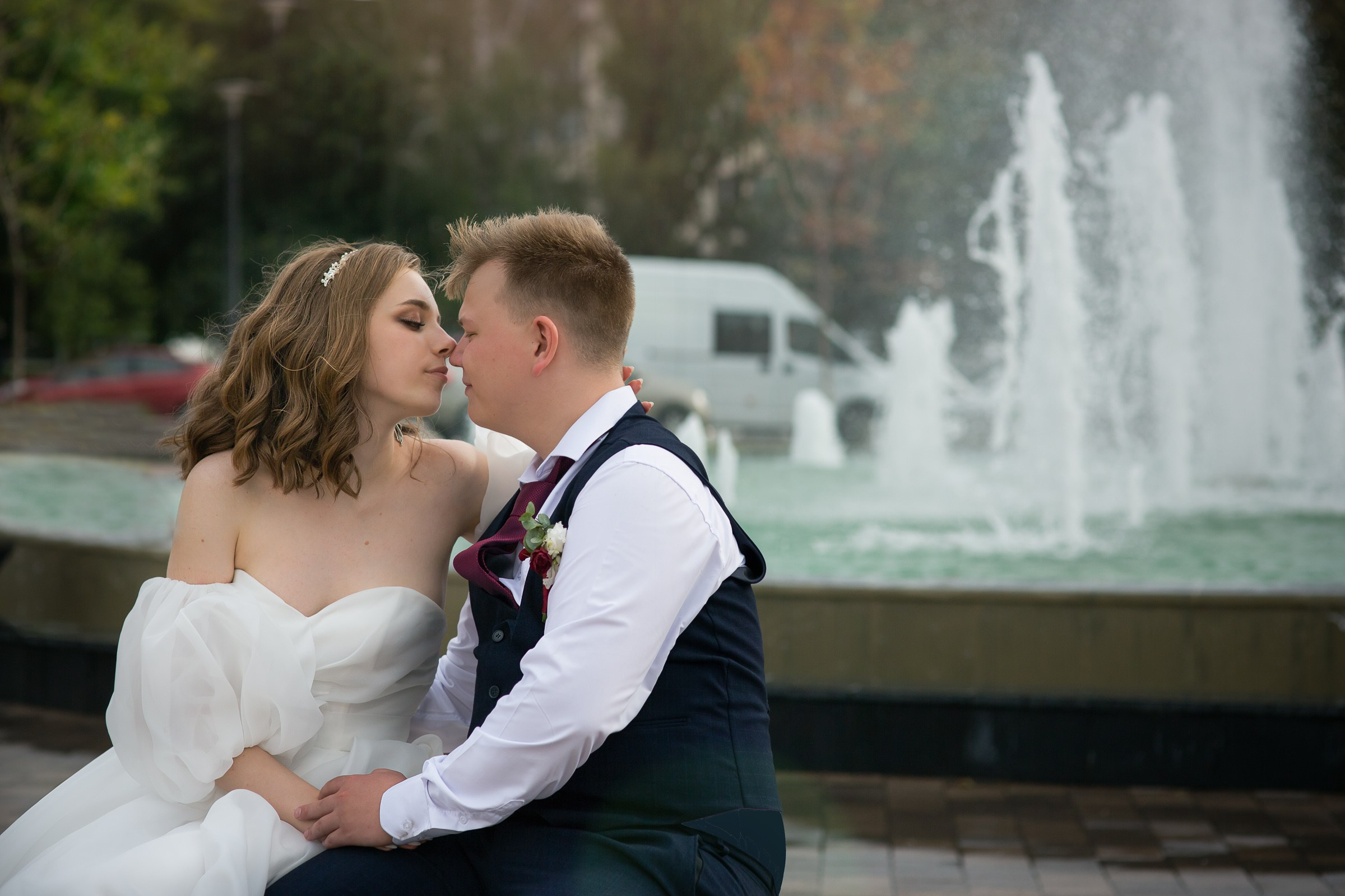 Прогулка по Набережной. Свадебная фотосъёмка в Москве, Туле